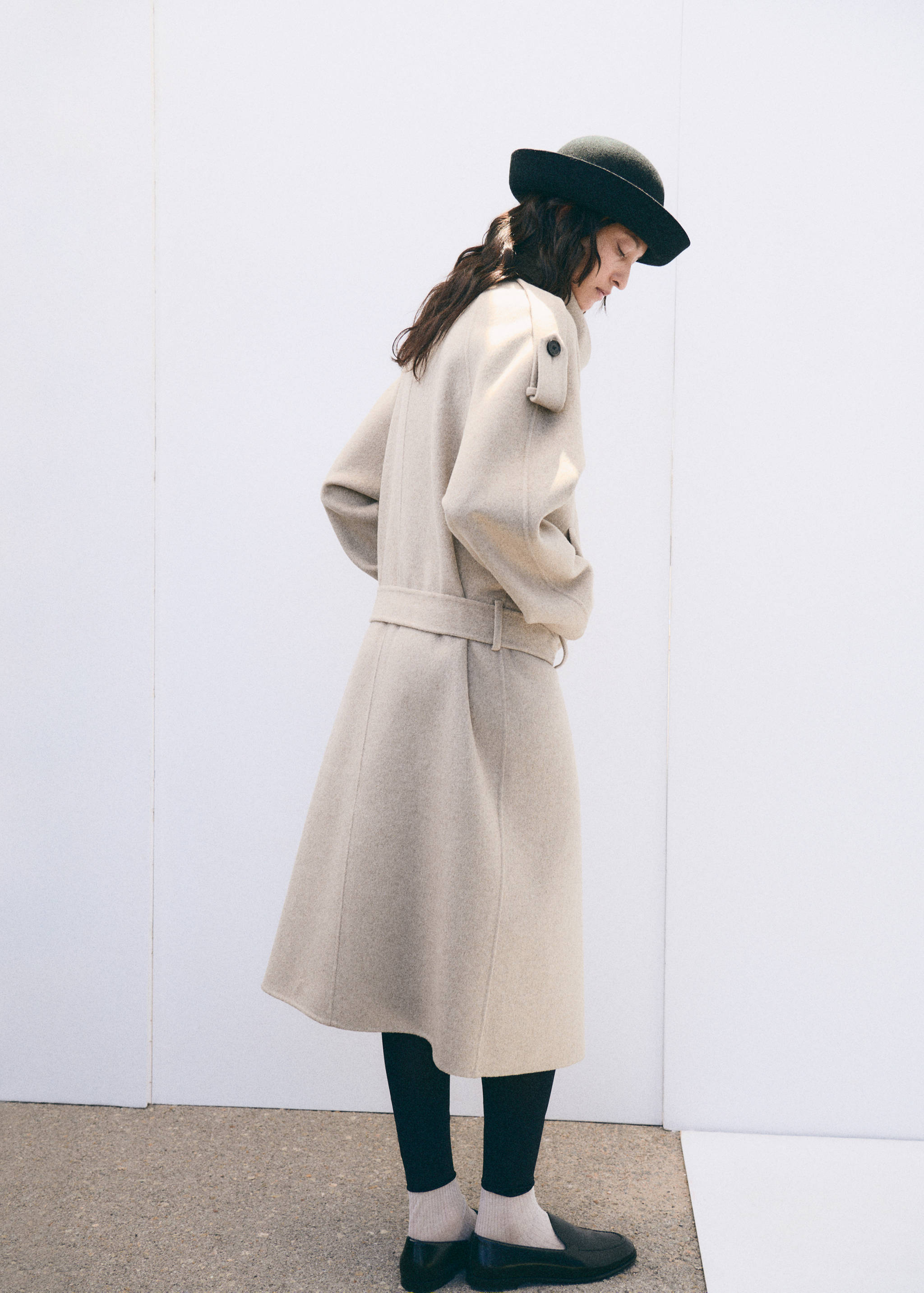 Manteau laine col cheminée avec ceinture - Verso de l’article