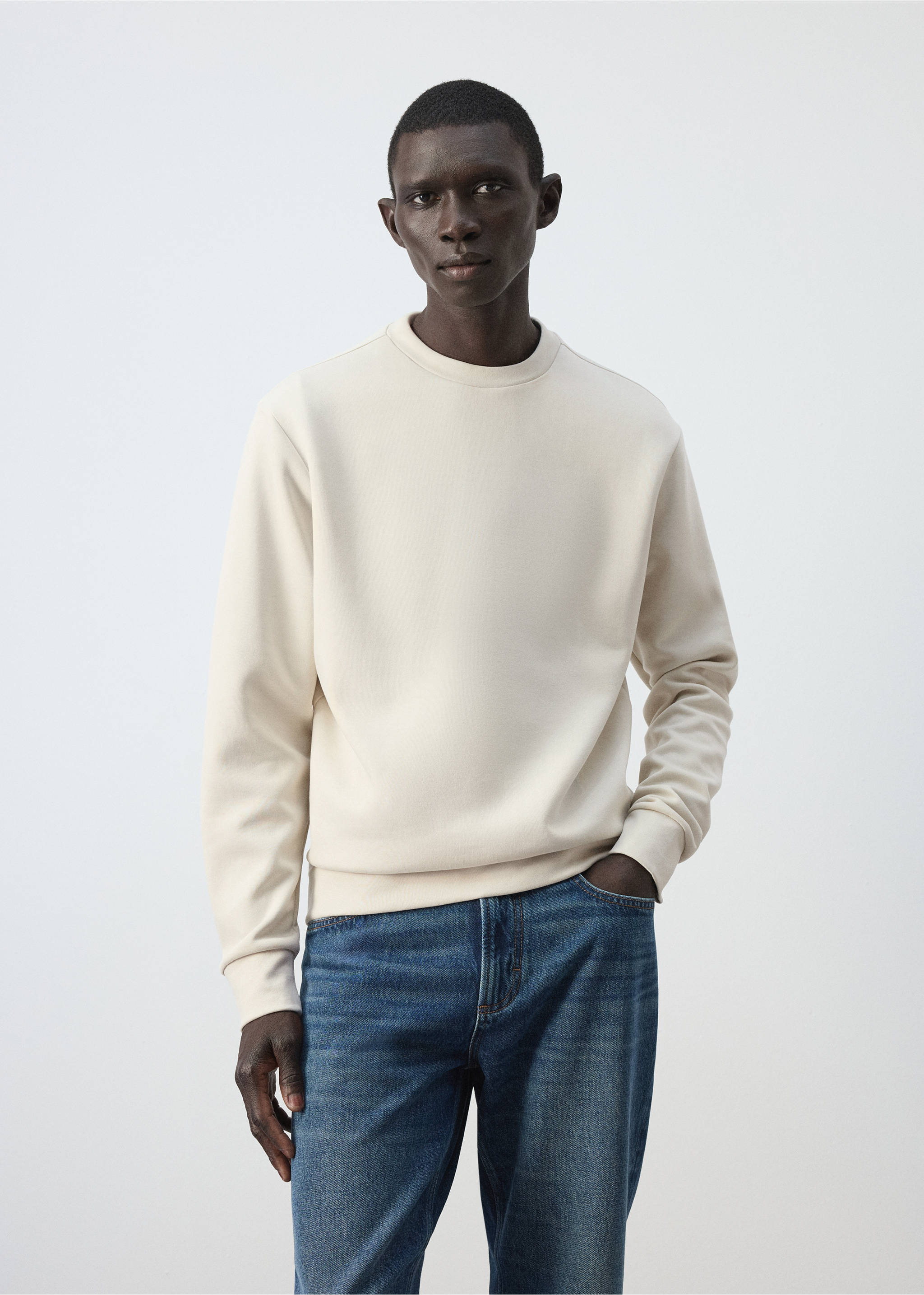 Sweatshirt aus 100 % Baumwolle, Regular Fit - Mittlere Ansicht, Cremeweiß. Ref: 37095983-00.