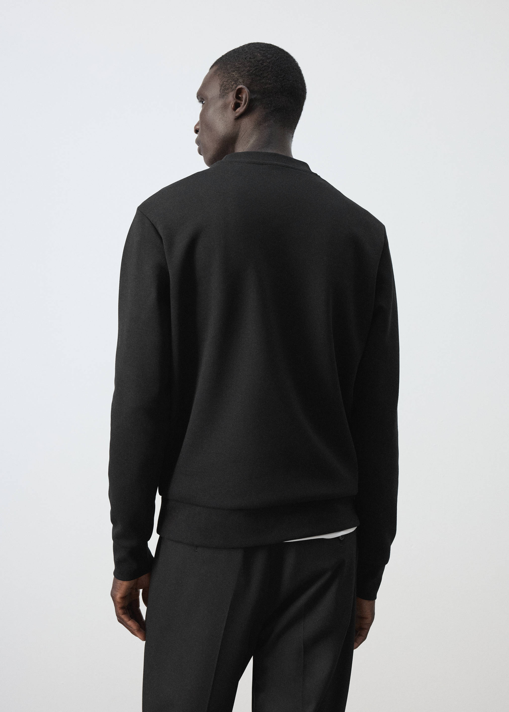 Sweatshirt aus 100 % Baumwolle, Regular Fit - Rückseite des Artikels