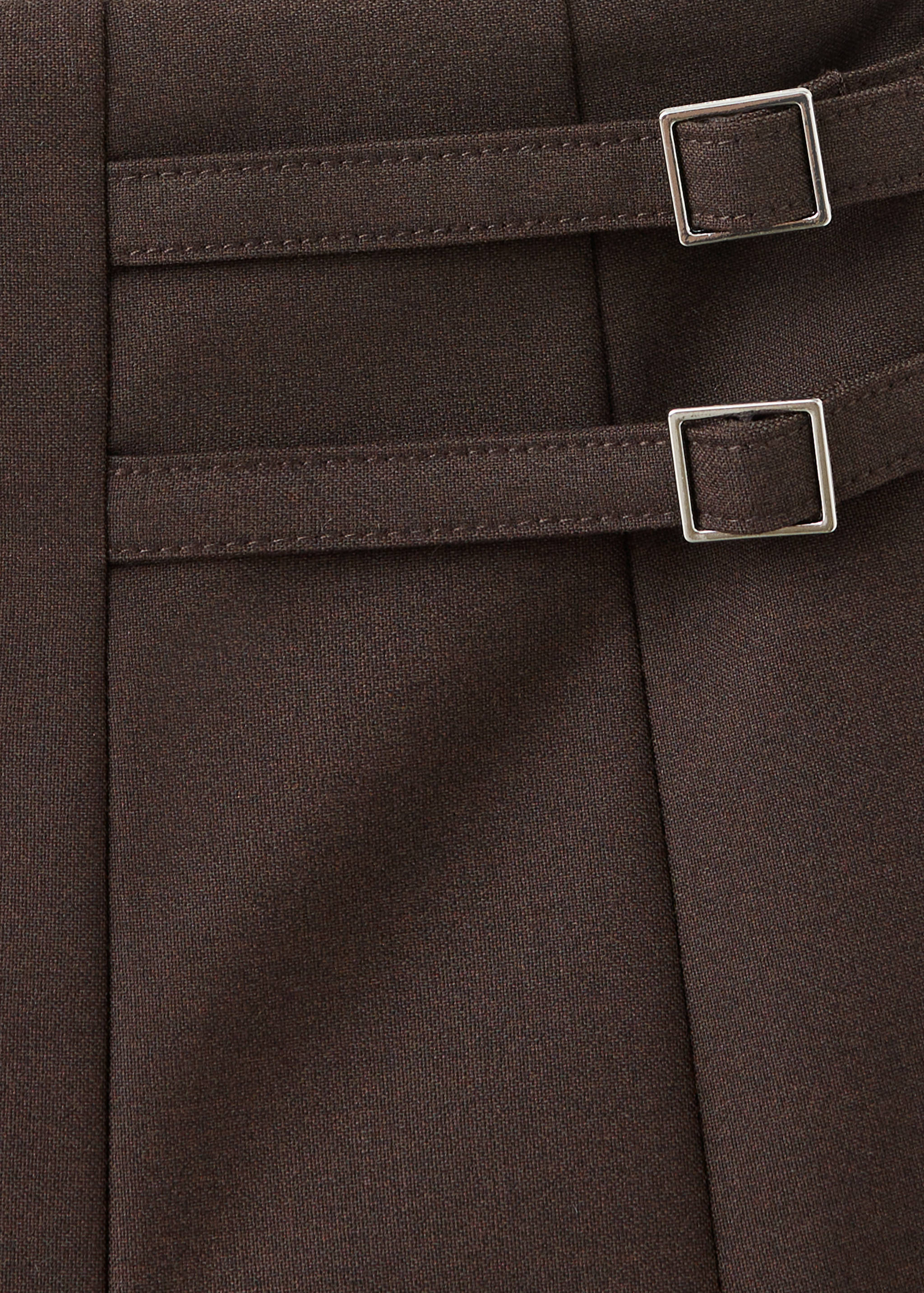 Pleated skirt with buckle details - Details of the article 8