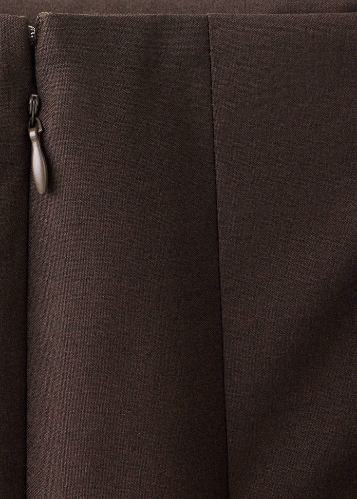 Pleated skirt with buckle details — Brown