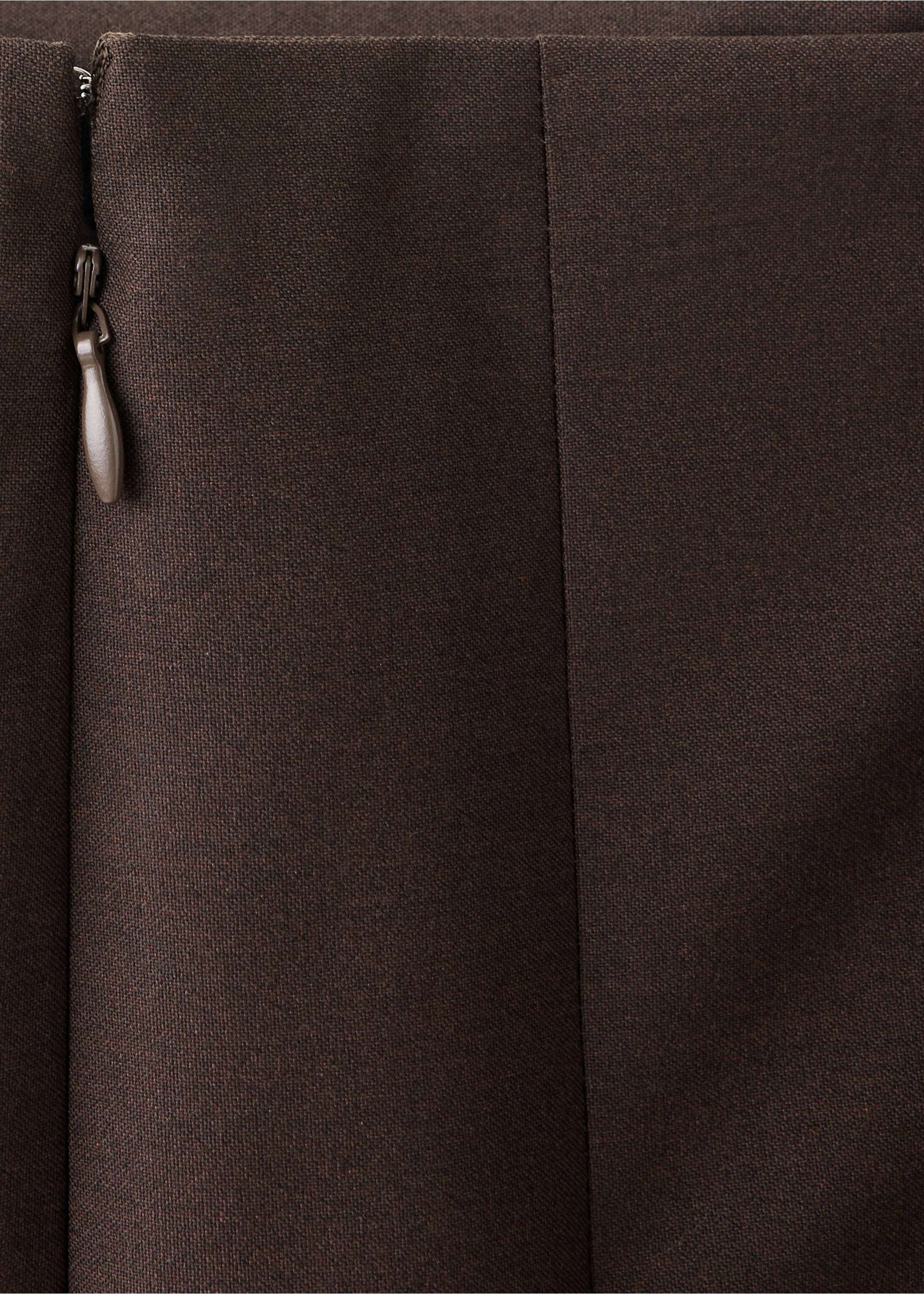 Pleated skirt with buckle details - Details of the article 0, Brown. Ref: 37095996-00.