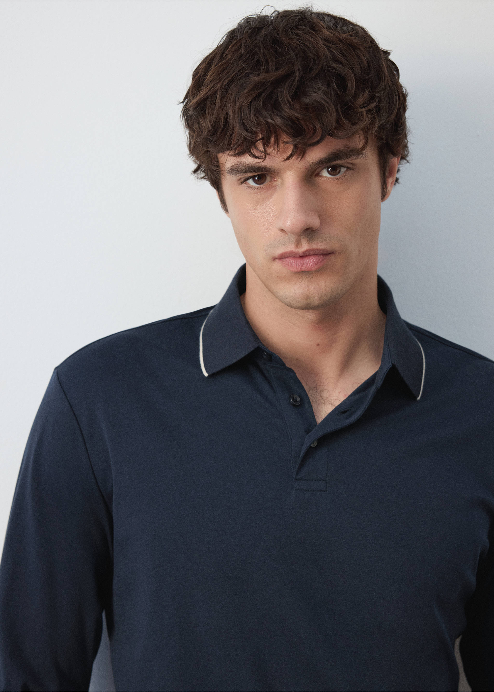 100% cotton polo shirt with contrasting detail - Details of the article 1, Navy. Ref: 37095997-00.