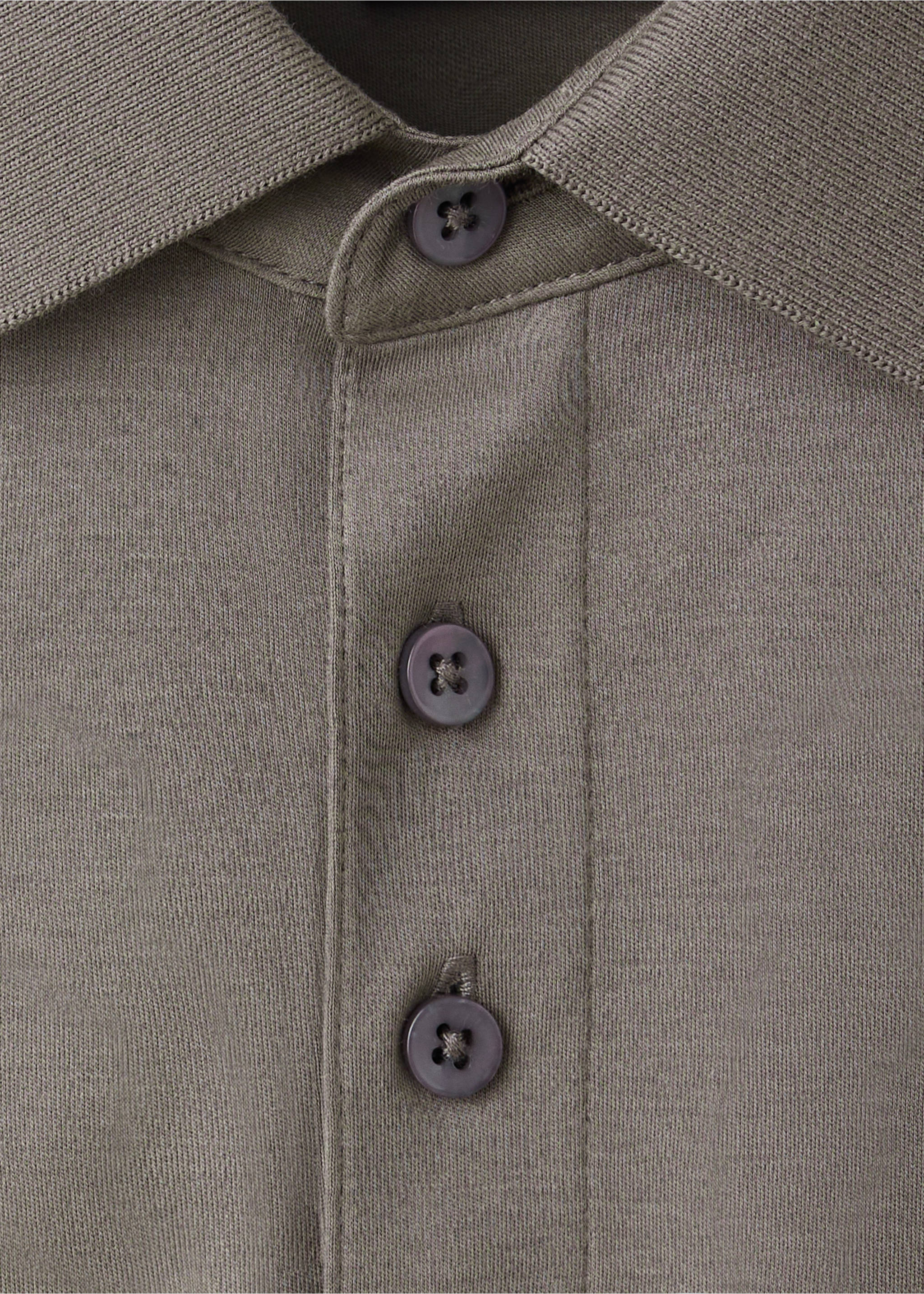 100% cotton polo shirt with contrasting detail - Details of the article 8, Mink Grey. Ref: 37095997-00.