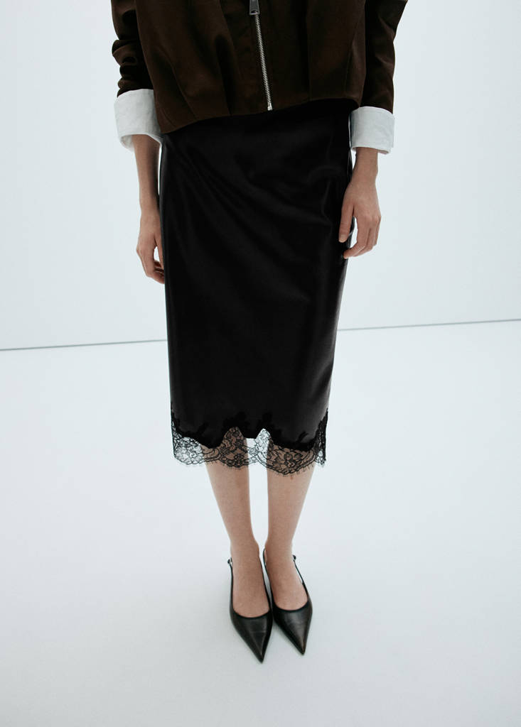Faux leather skirt with lace trim — Black