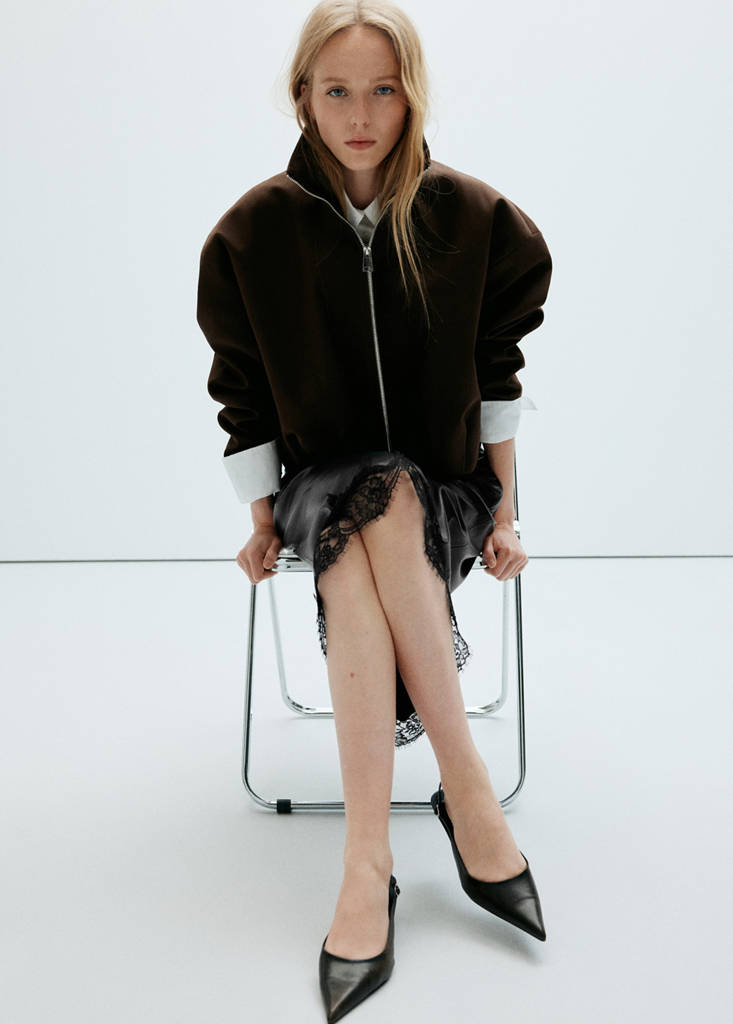 Faux leather skirt with lace trim — Black