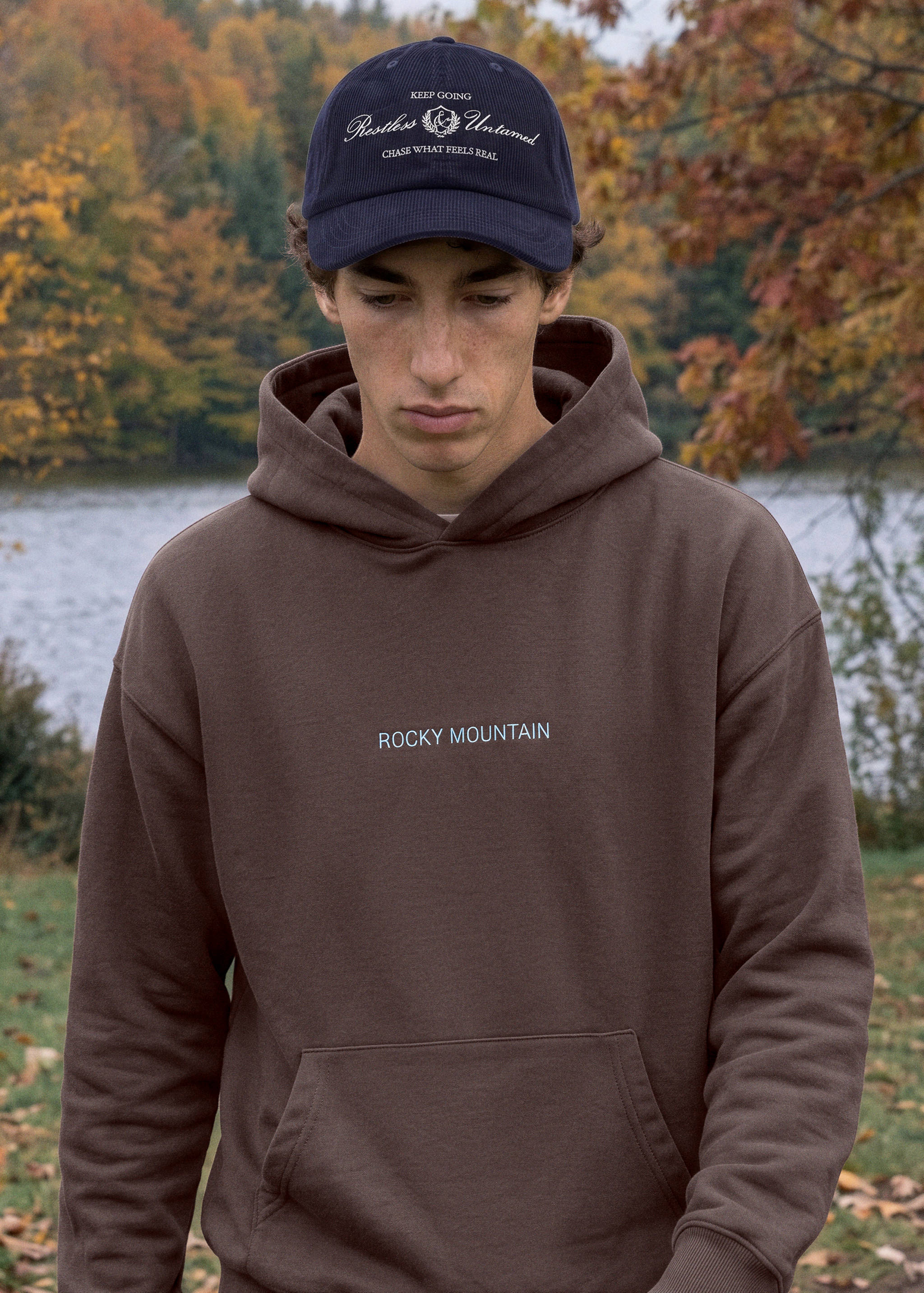 Casquette velours côtelé brodée - Plan général