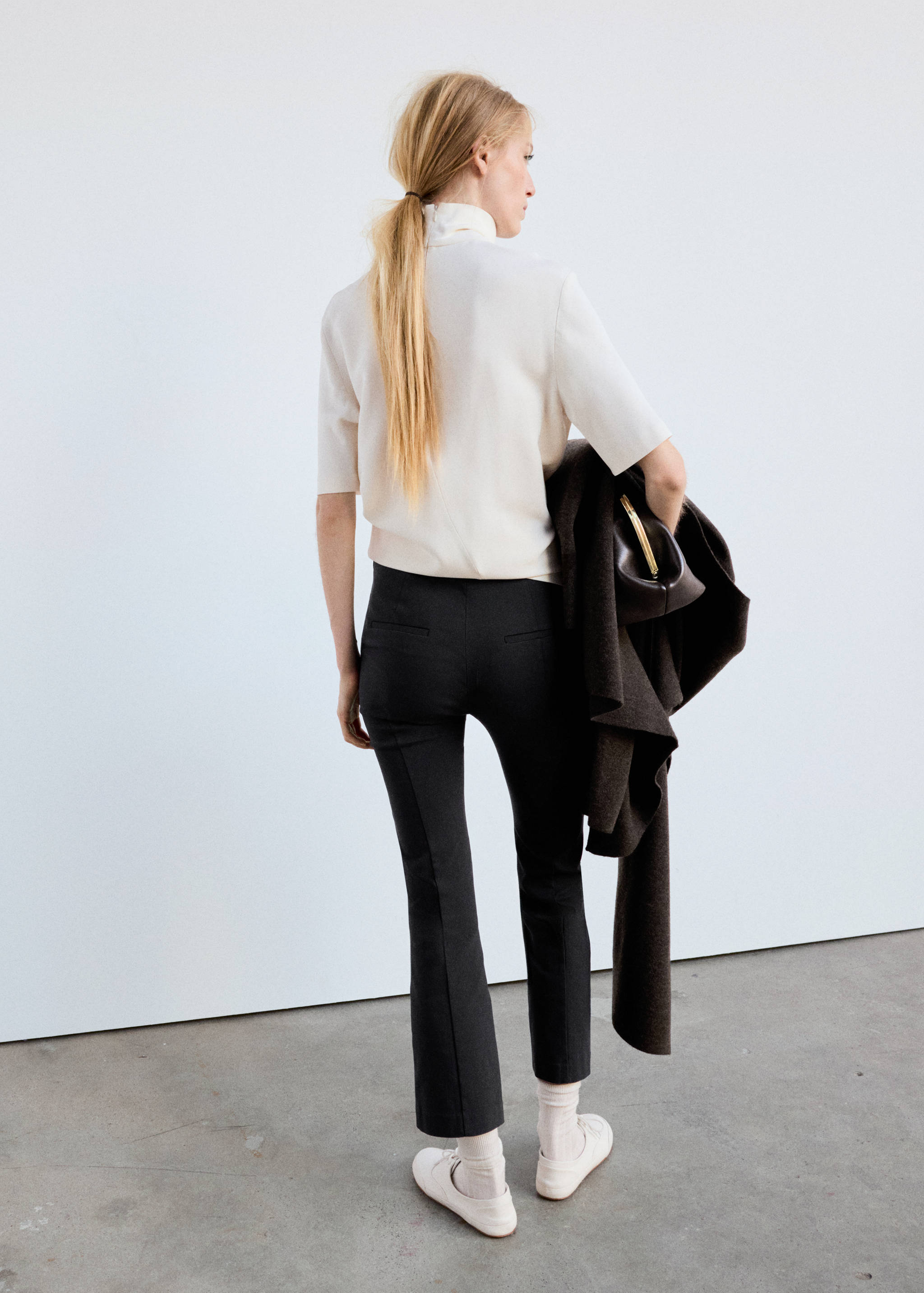Pantalon cropped taille haute - Verso de l’article
