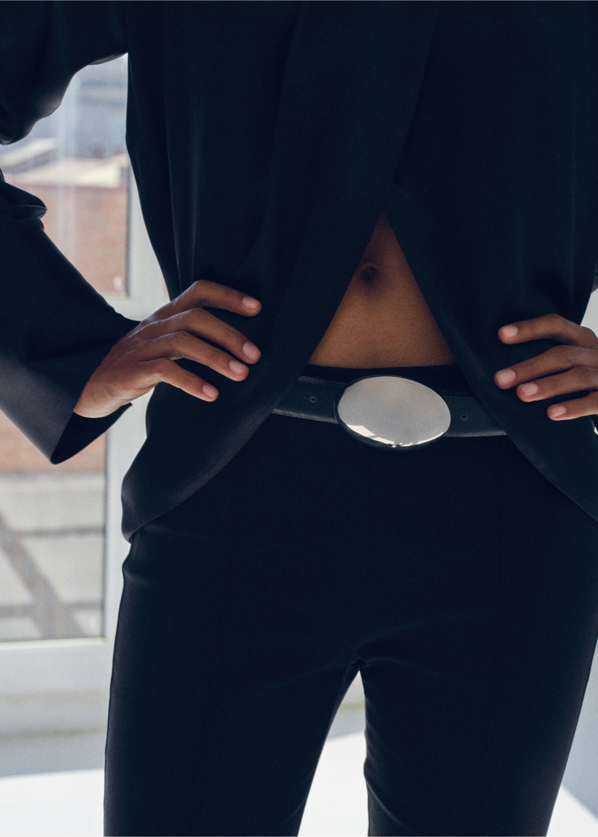 Pantalon cropped taille haute - Verso de l’article, Noir. Ref: 37096012-01.