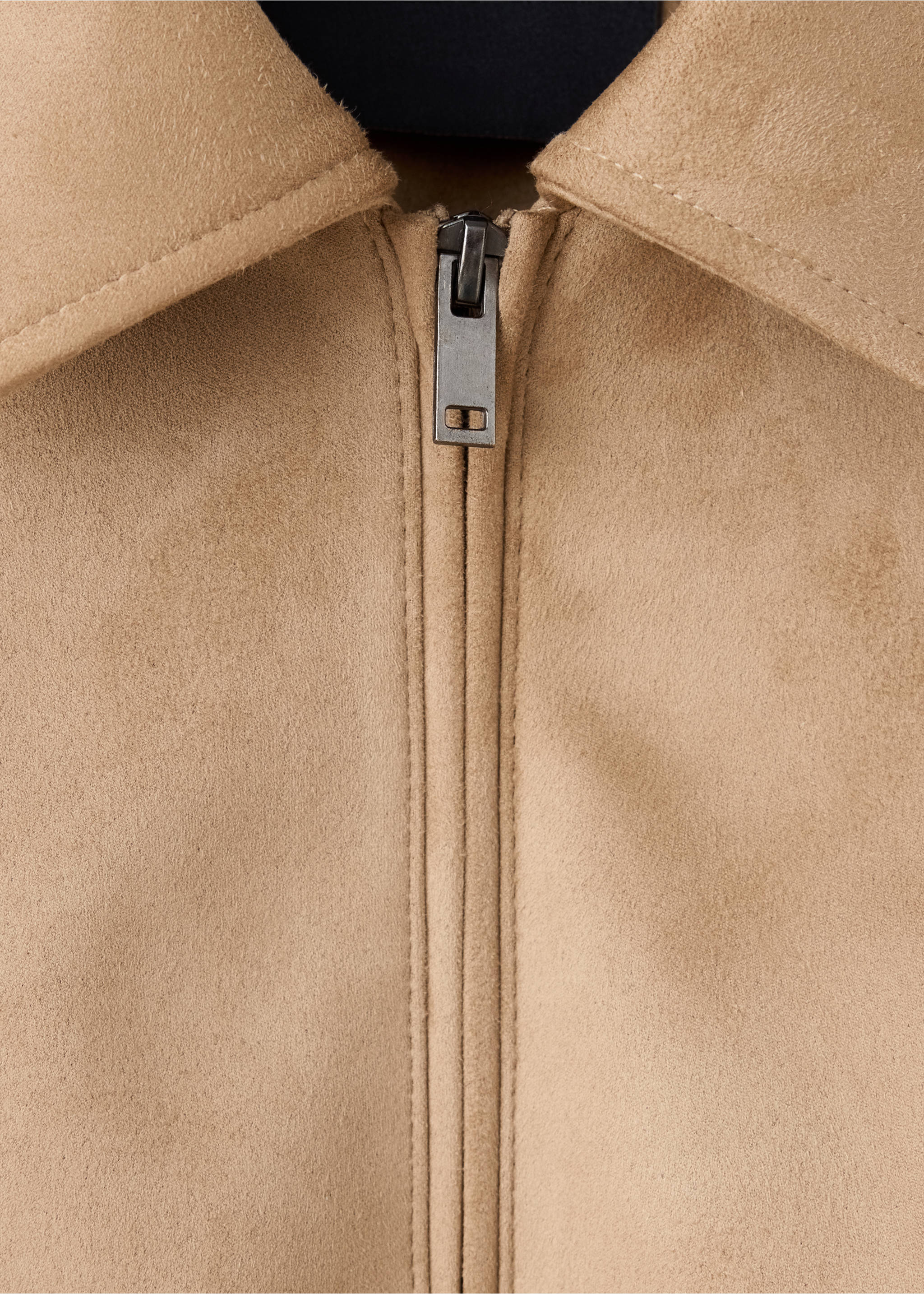 Balloon jacket with suede effect - Details of the article 8, Tobacco Brown. Ref: 37096320-00.