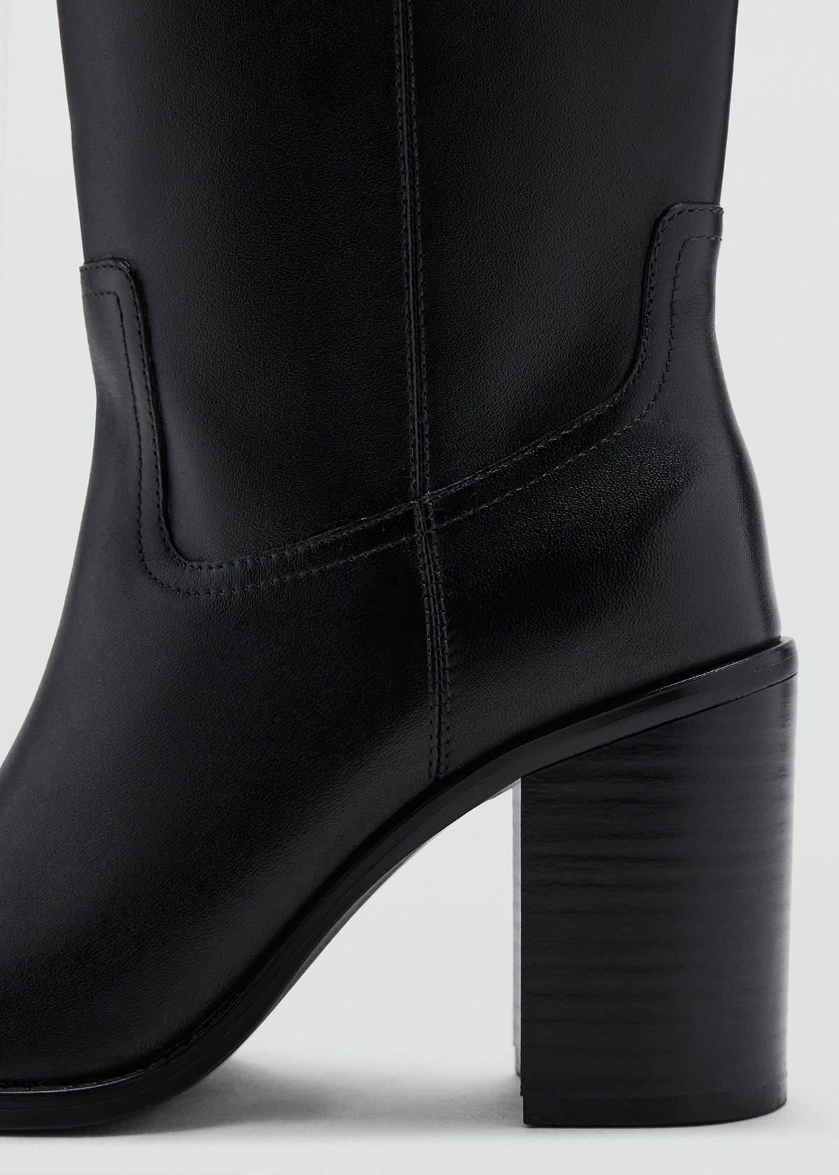 Suede ankle boot with heel — Black