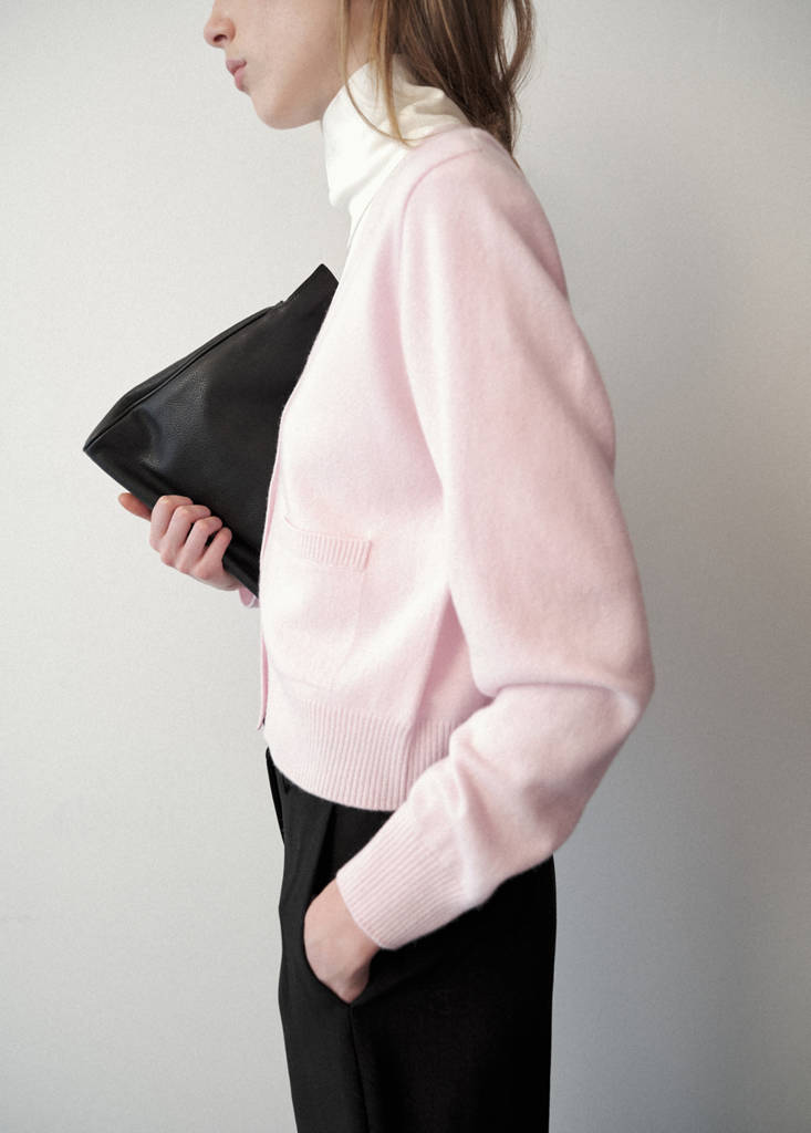 Wool V-neck cardigan — Pastel Pink