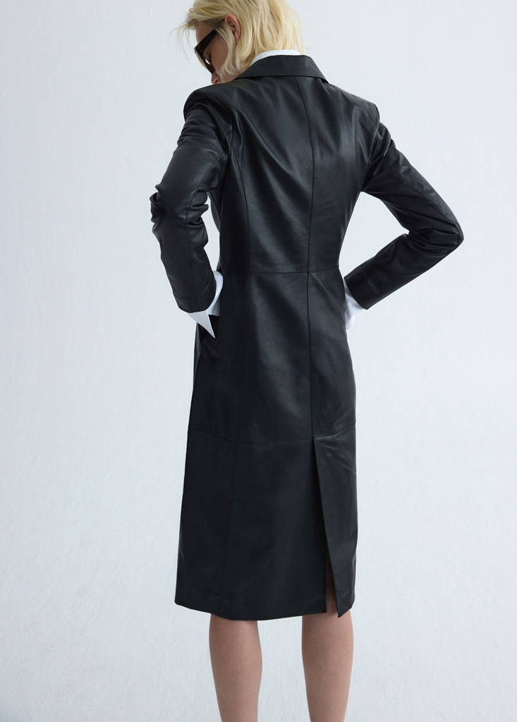 Leather coat with lapels — Black