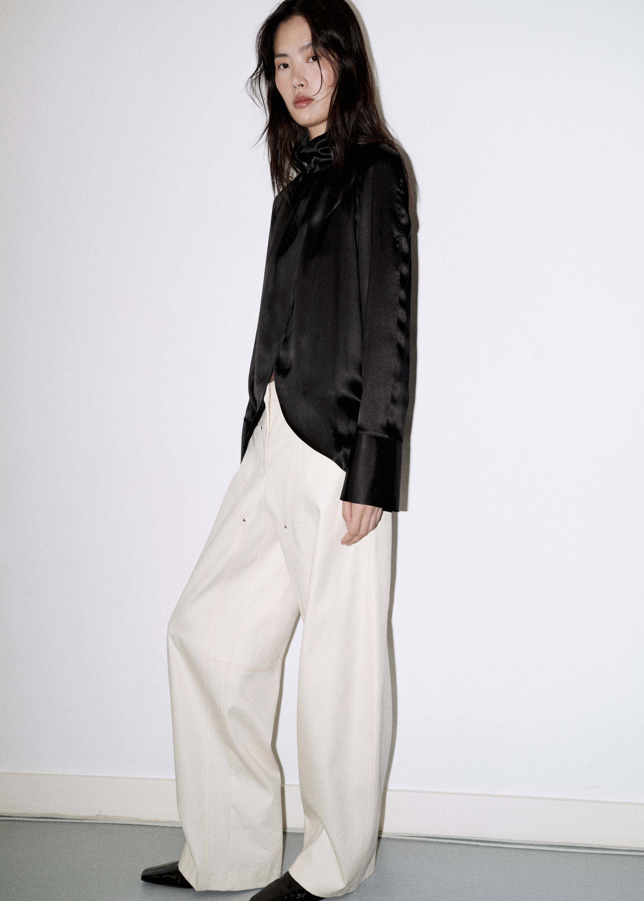 100% silk blouse with slit - General plane