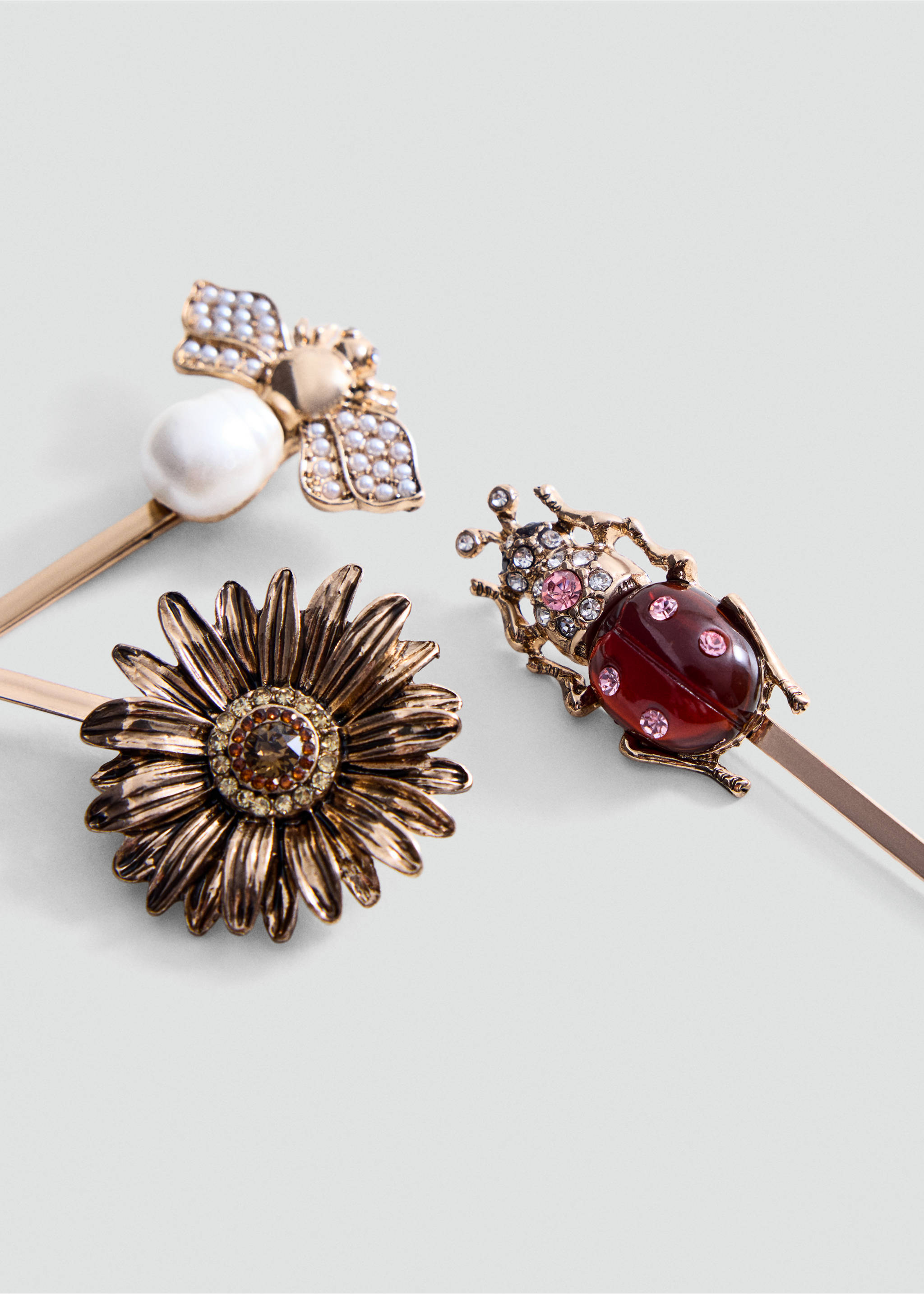 Set of 3 embellished hairpins - Medium plane, Gold. Ref: 37096358-00.