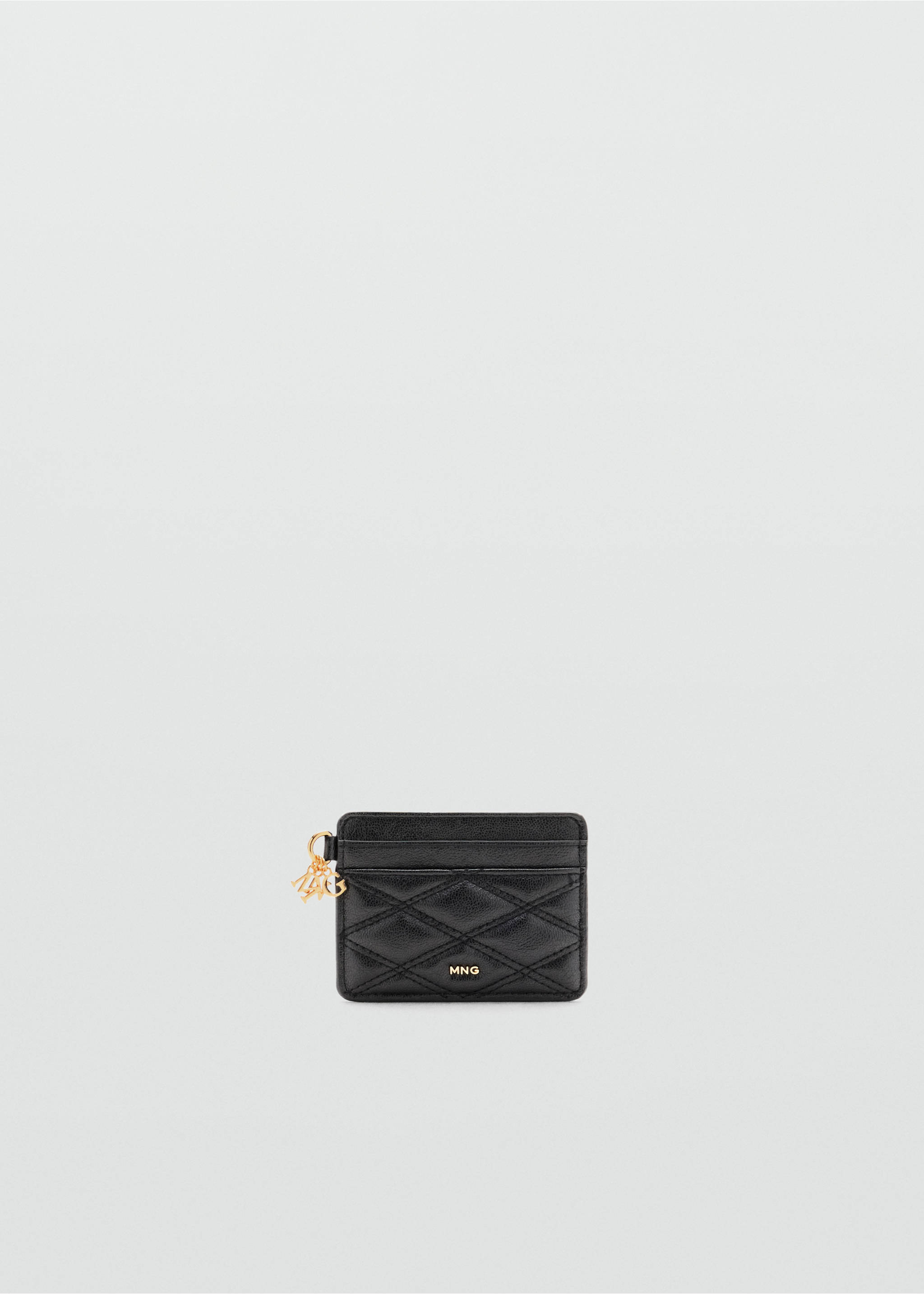 Padded card holder with metal charm - Article without model, Black. Ref: 37096364-00.