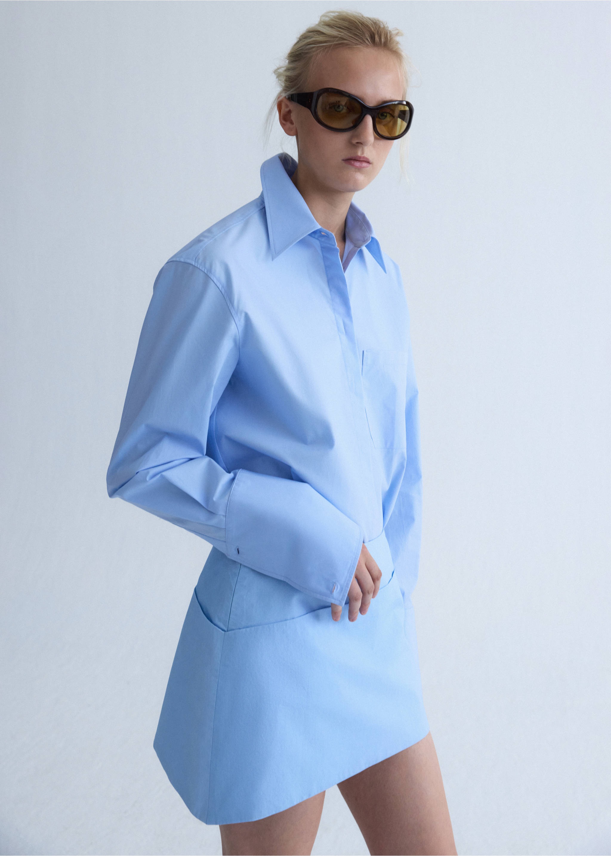 Poplin skirt with an asymmetric hem - Medium plane, Sky Blue. Ref: 37096366-00.