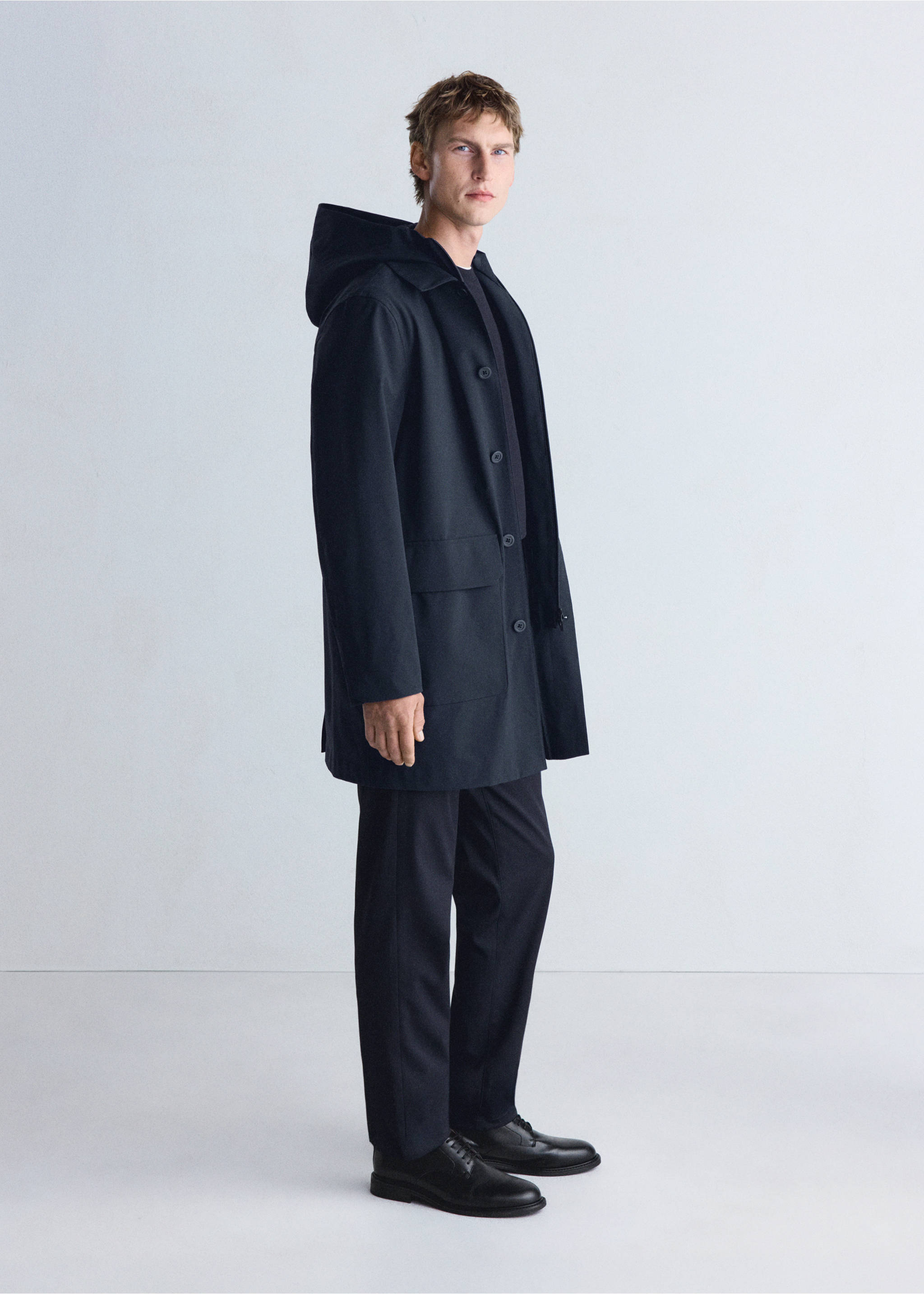 Thermolite® waterproof parka with pockets - Details of the article 2, Night Blue. Ref: 37096721-00.