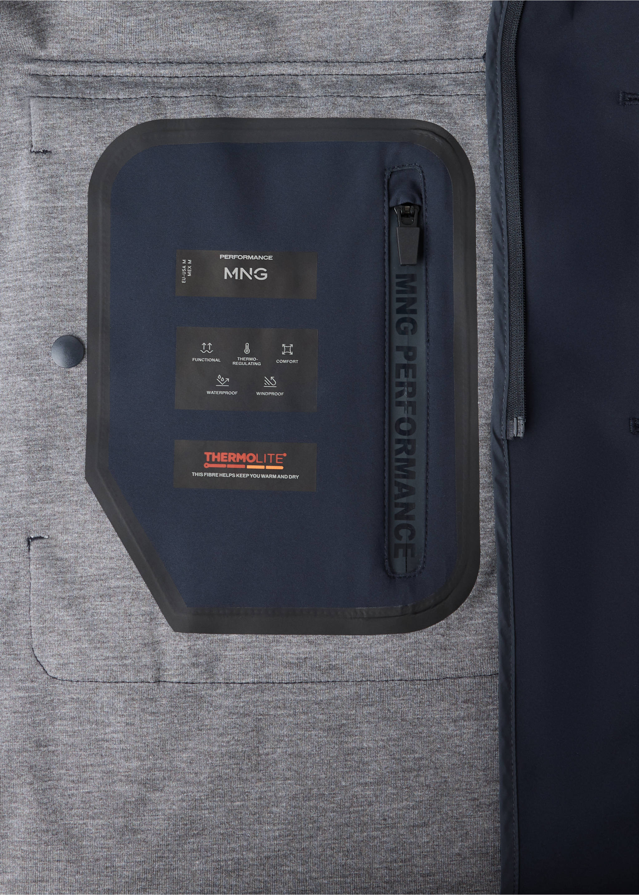 Thermolite® waterproof parka with pockets - Details of the article 0, Night Blue. Ref: 37096721-00.