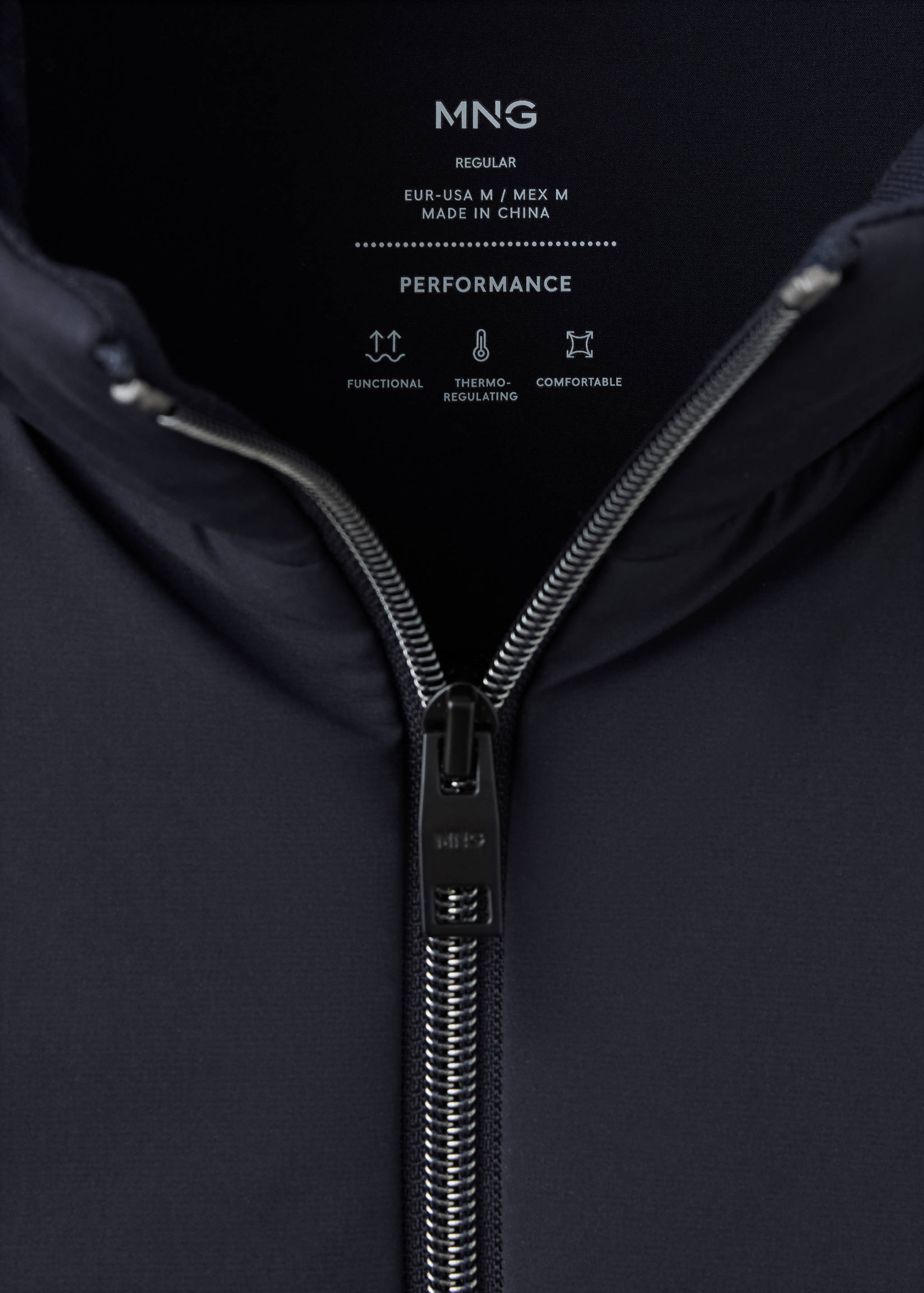 Thermolite® zip-up gilet - Details of the article 8