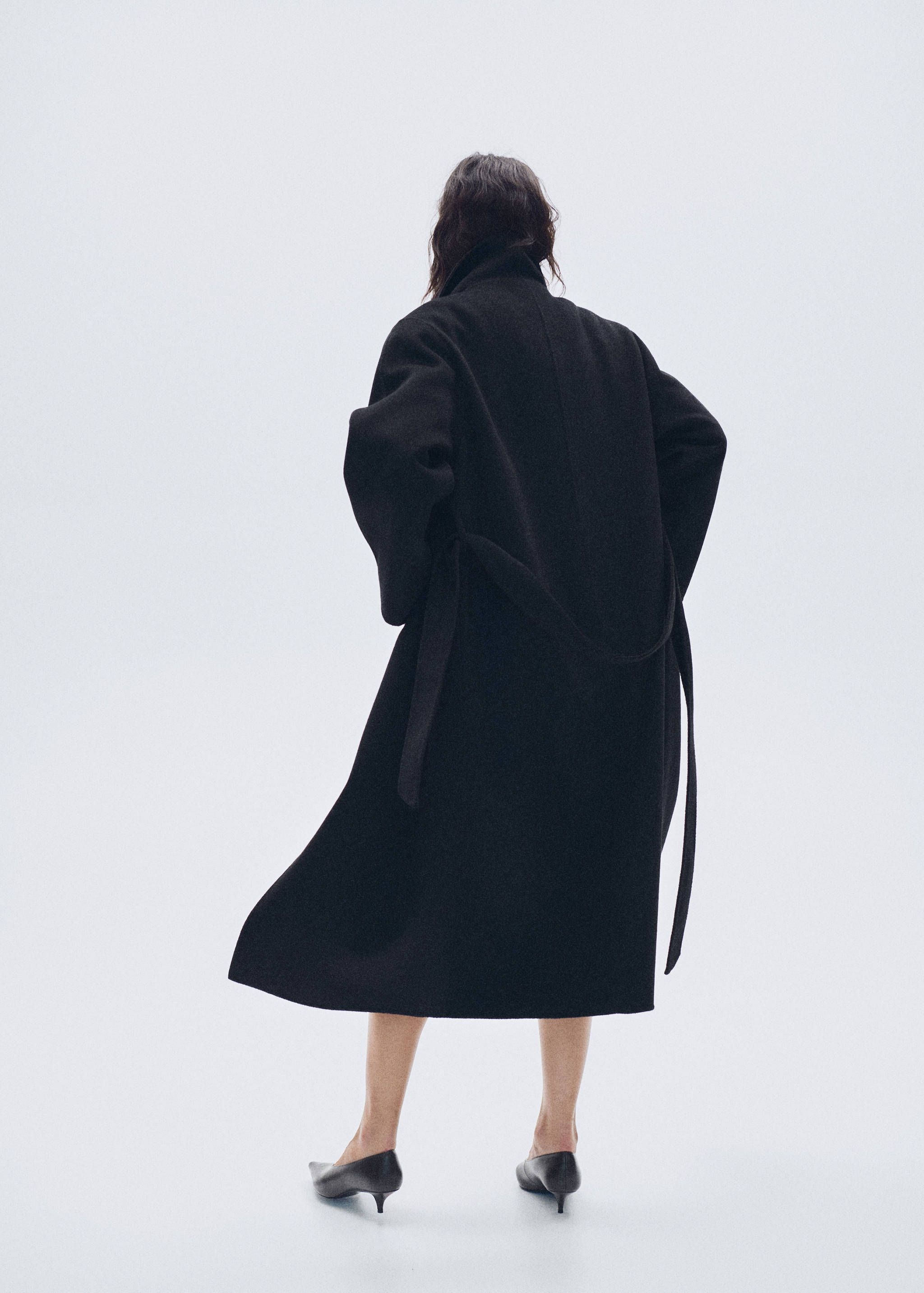 Manteau laine fait à la main ceinture - Verso de l’article