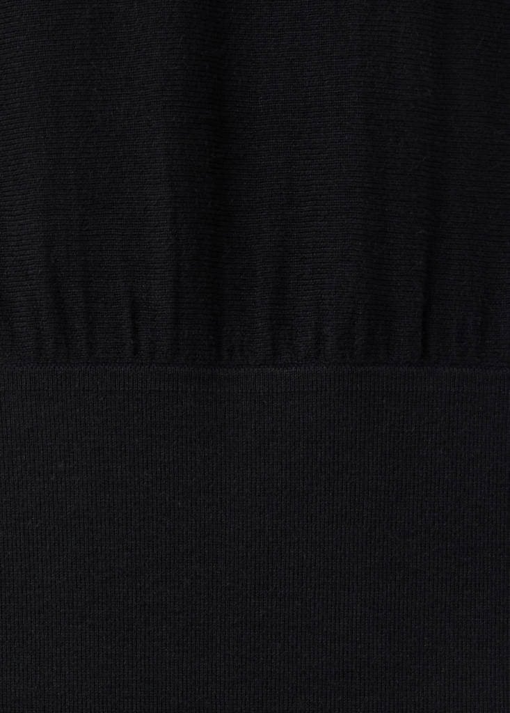 Short knitted dress — Black