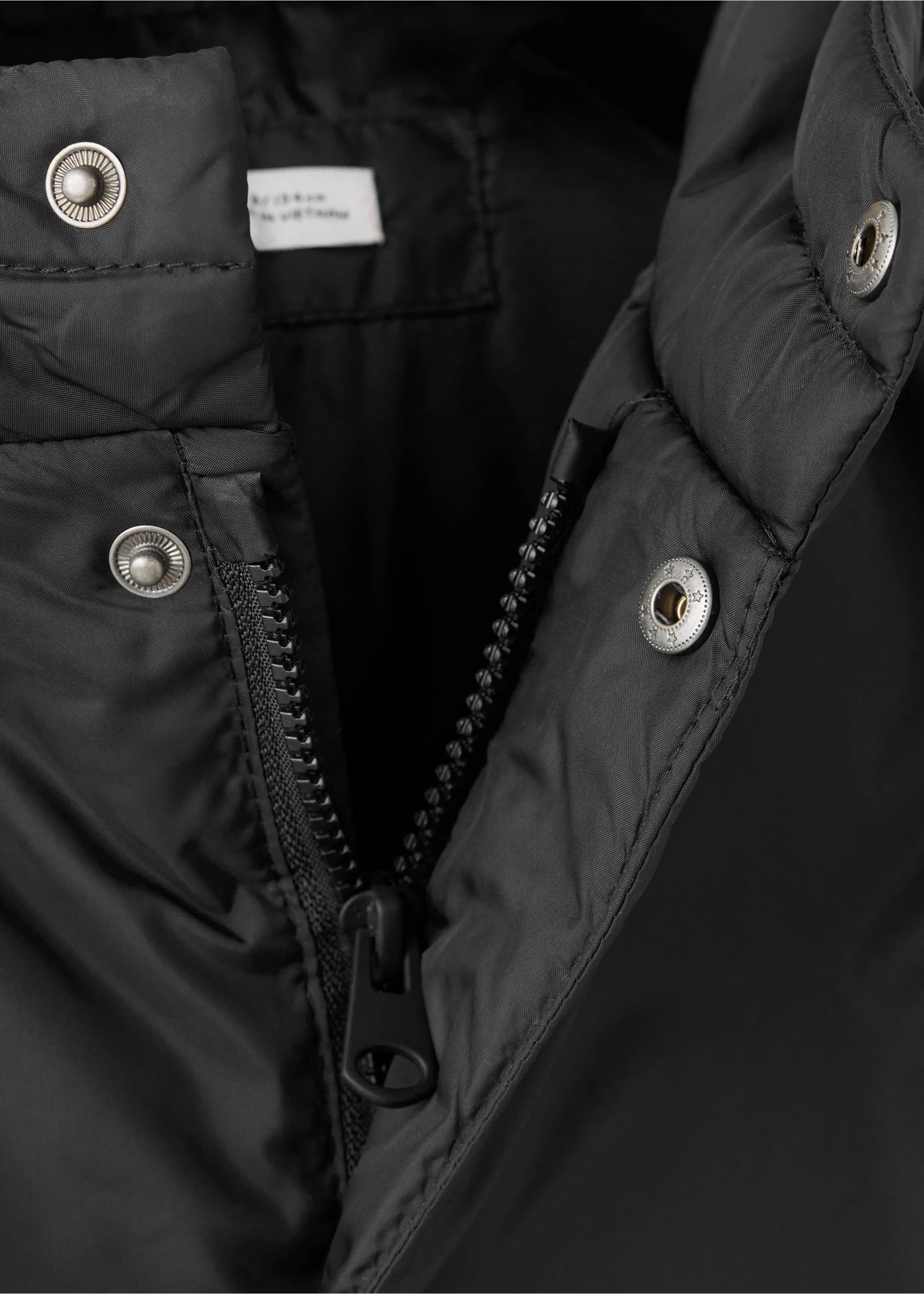 Hooded padded jacket - Деталь изделия 8, Черный. Ref: 37097112-00.