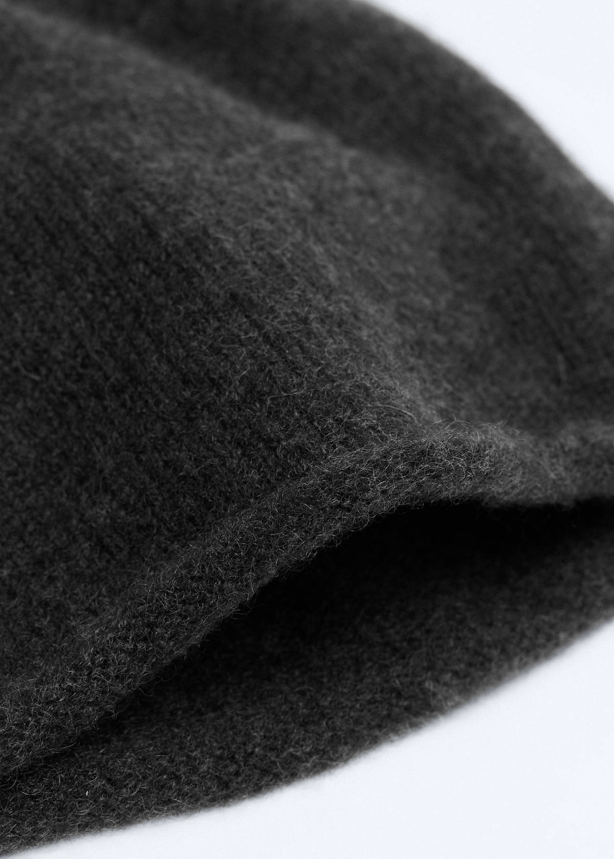 100% cashmere beanie — Charcoal