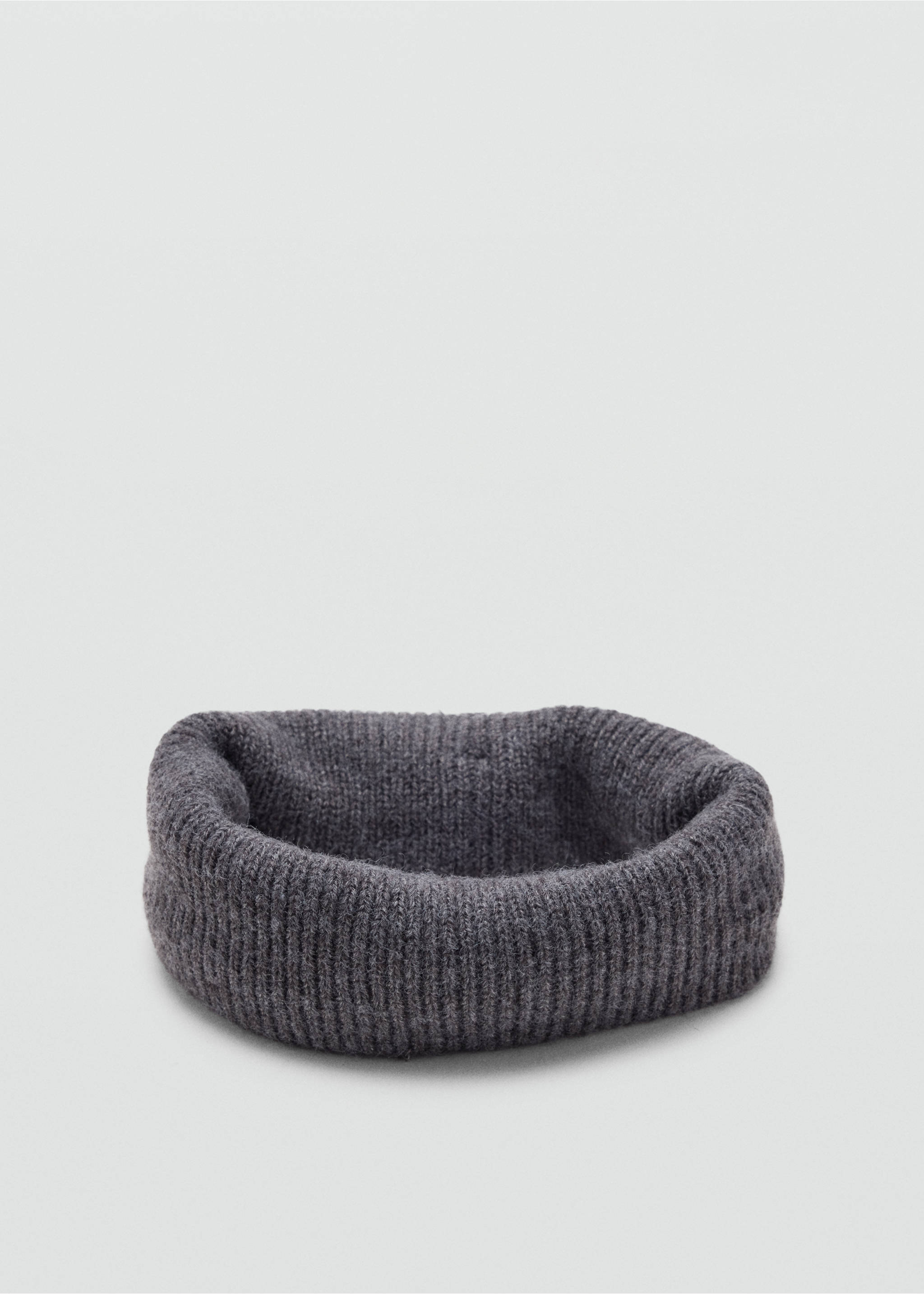 Knit scarf - Details of the article 1, Grey. Ref: 37097115-00.