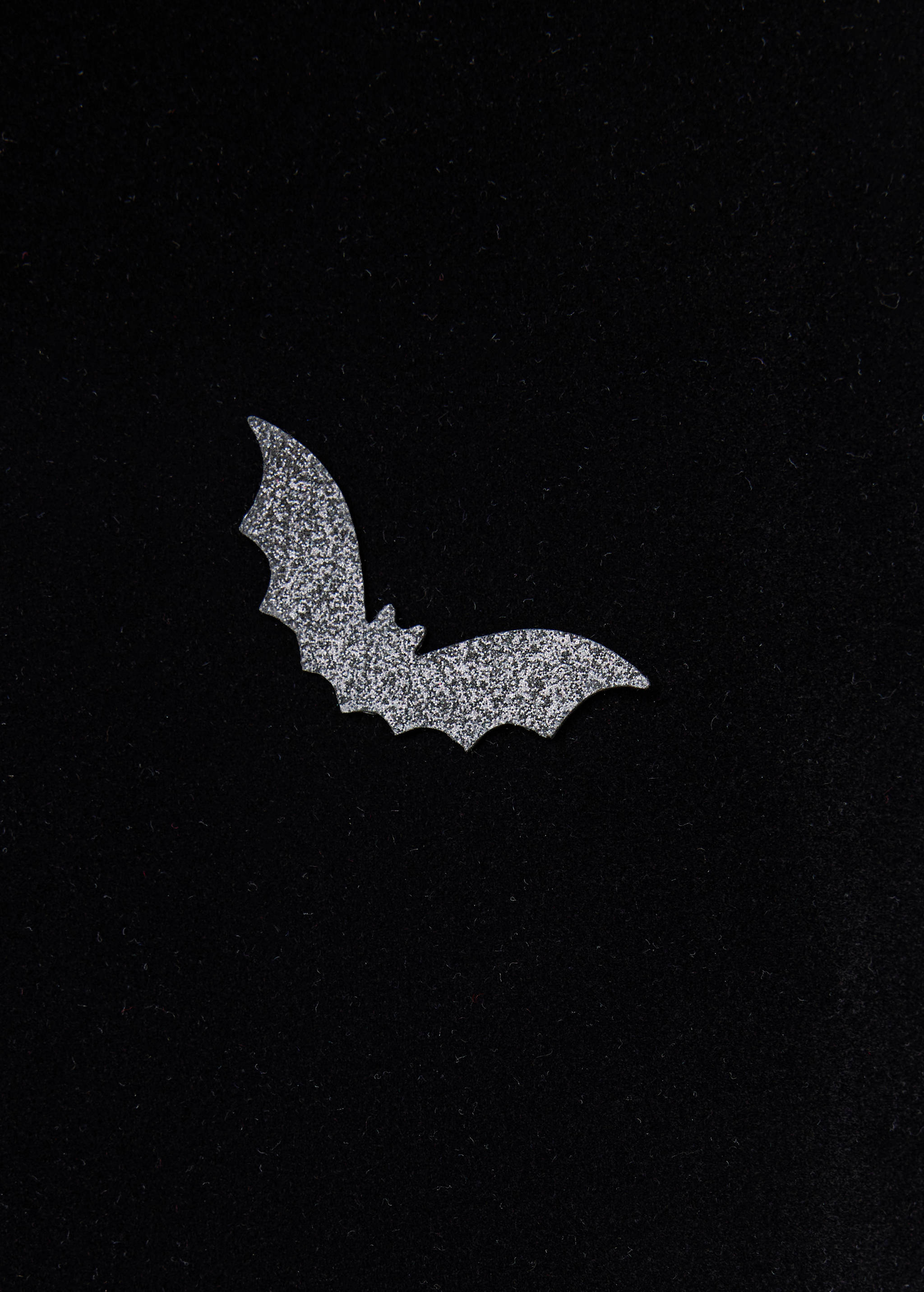 Velvet batwing cape - Details of the article 0