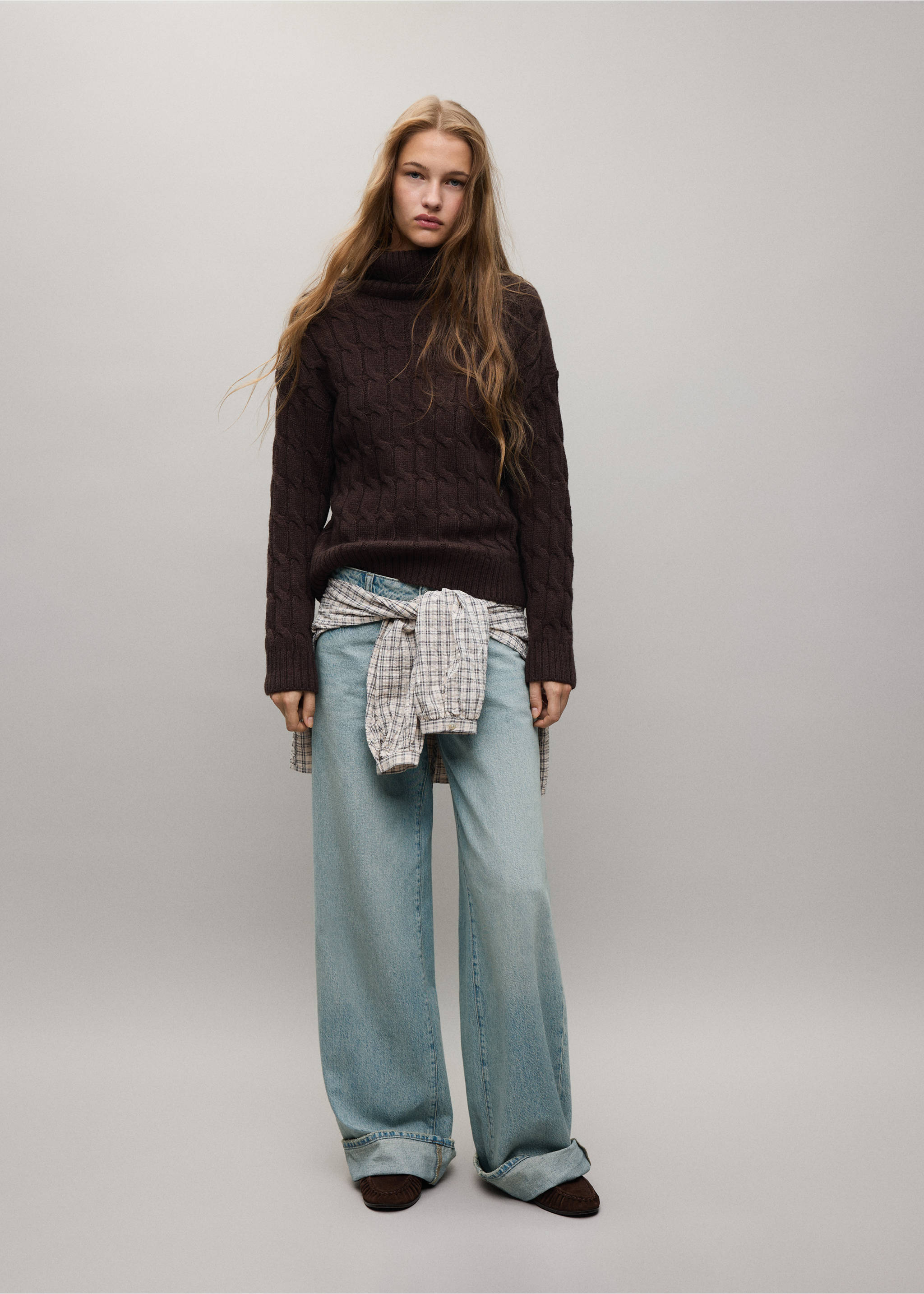 Wide-leg jeans with turned-up cuffs - General plane, Medium Vintage Blue. Ref: 37097127-00.