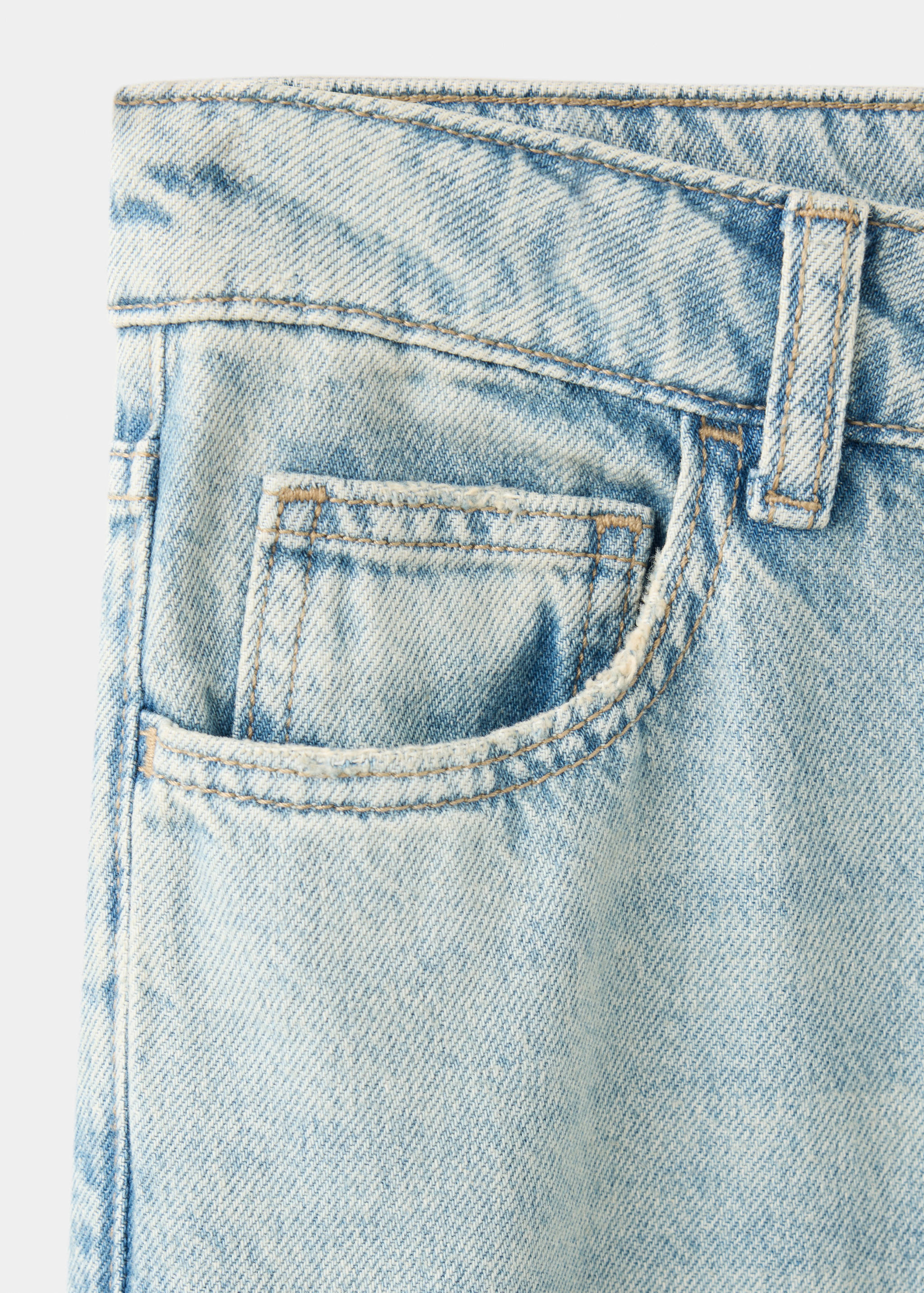 Wide-leg jeans with turned-up cuffs - Details of the article 0