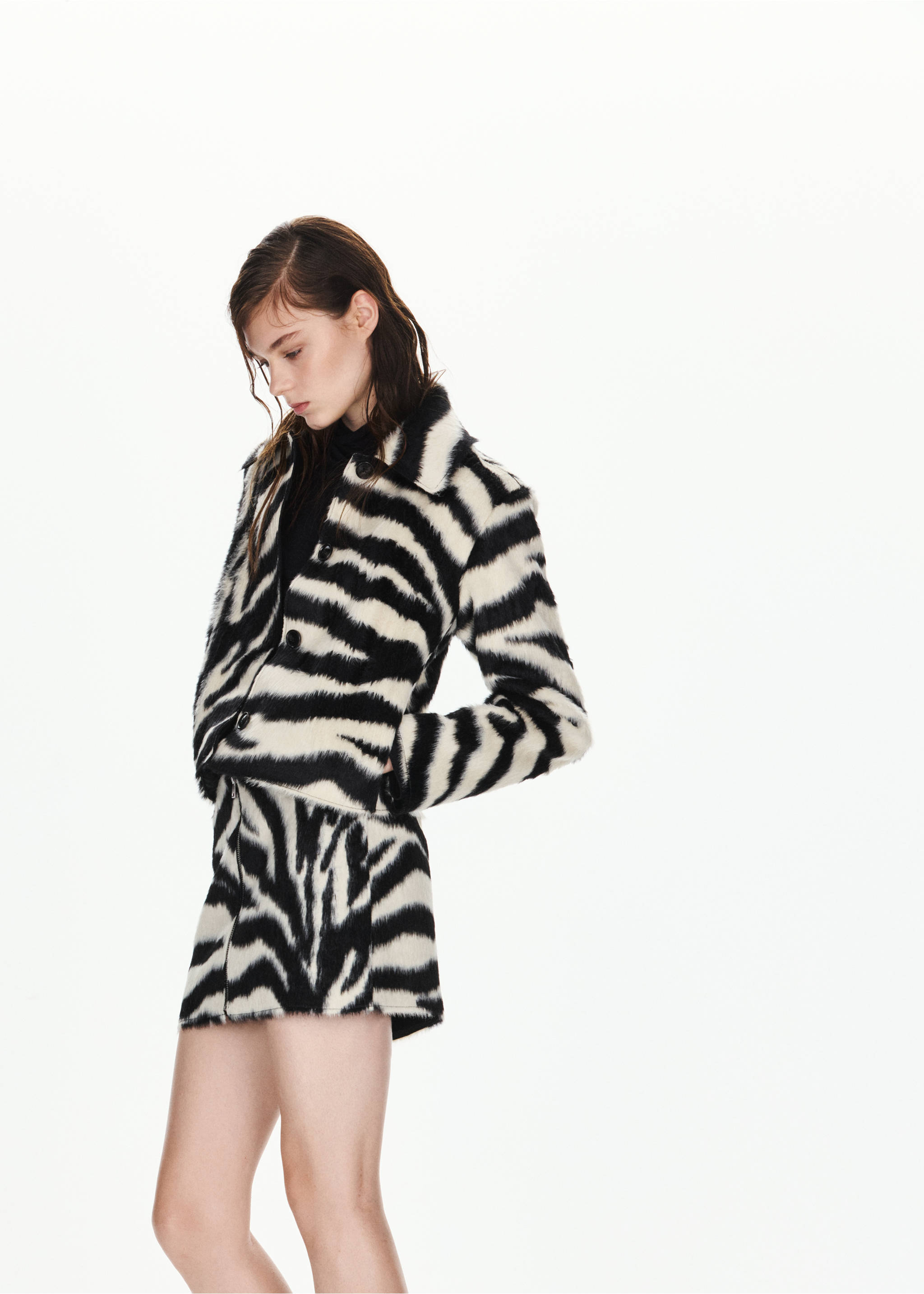 Zebra fur-effect jacket - Details of the article 3, Black. Ref: 37097133-00.