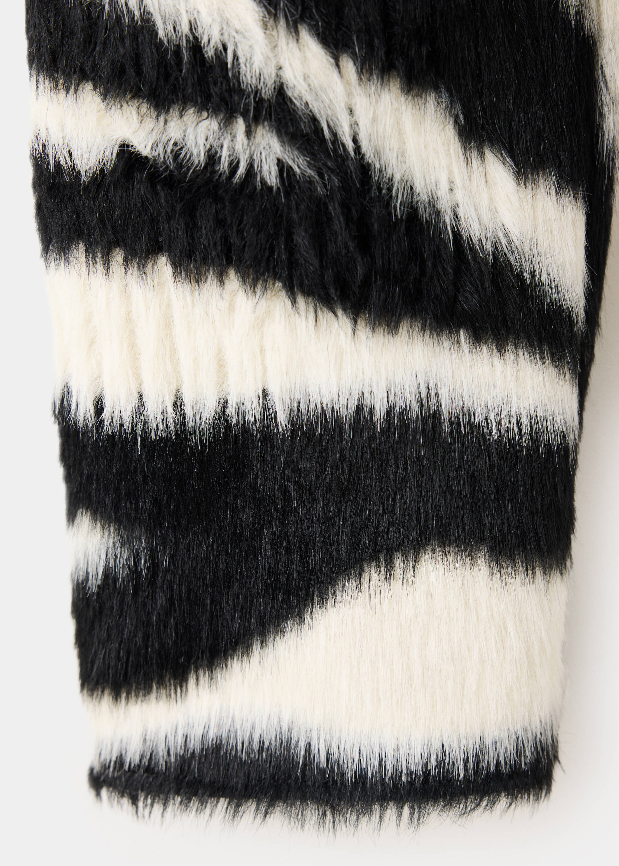Zebra fur-effect jacket - Details of the article 0