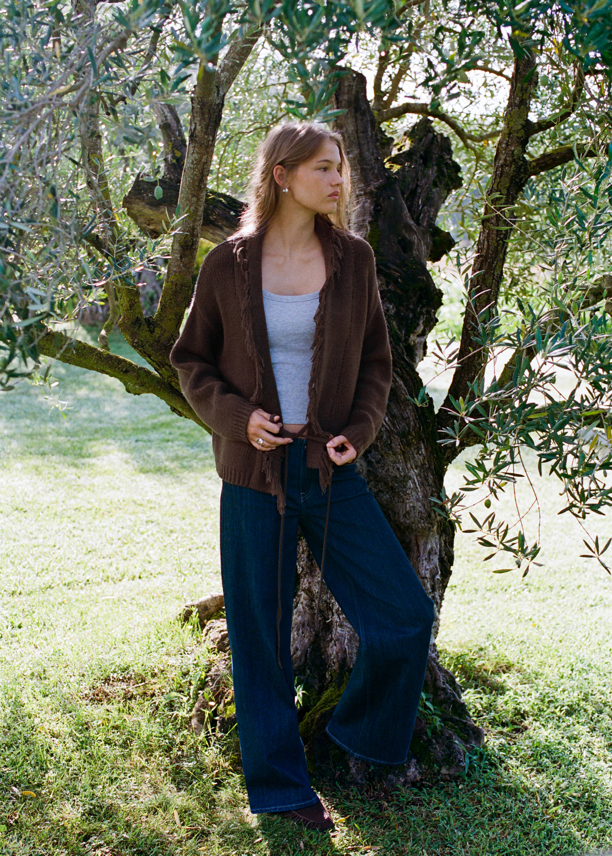 Cross-over knit cardigan with tassels - General plane