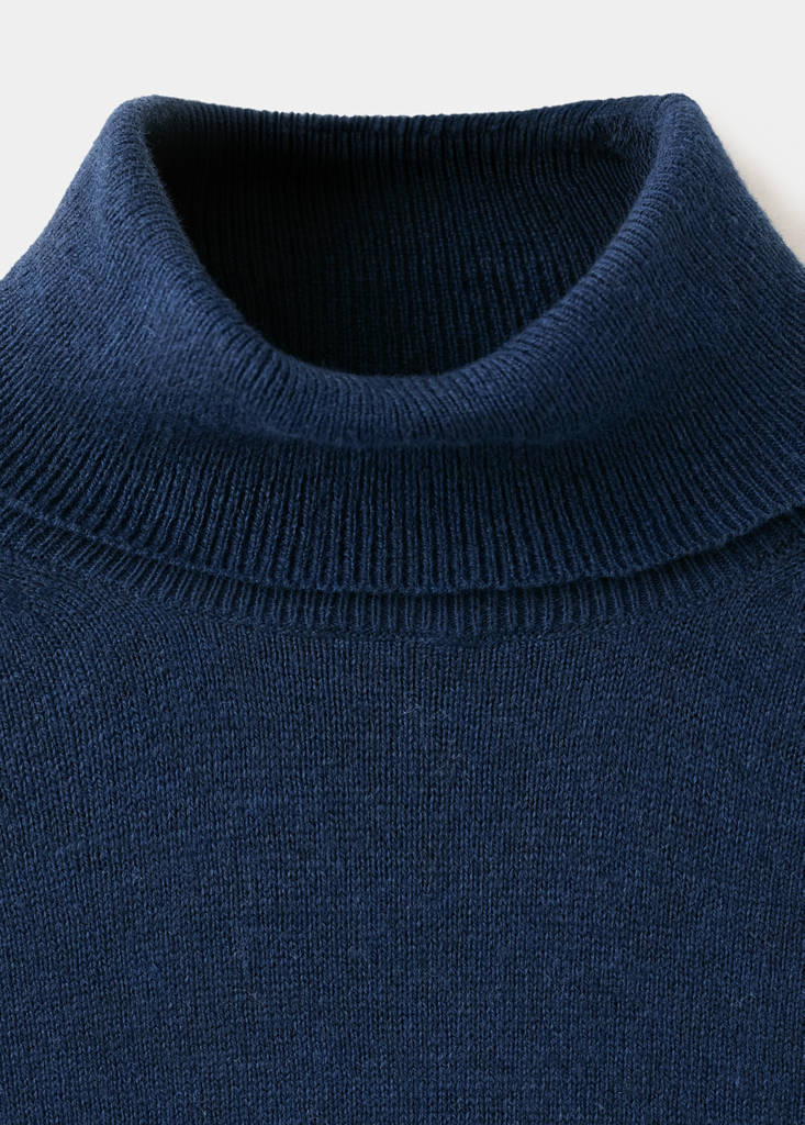 Turtleneck knit sweater — Ink Blue