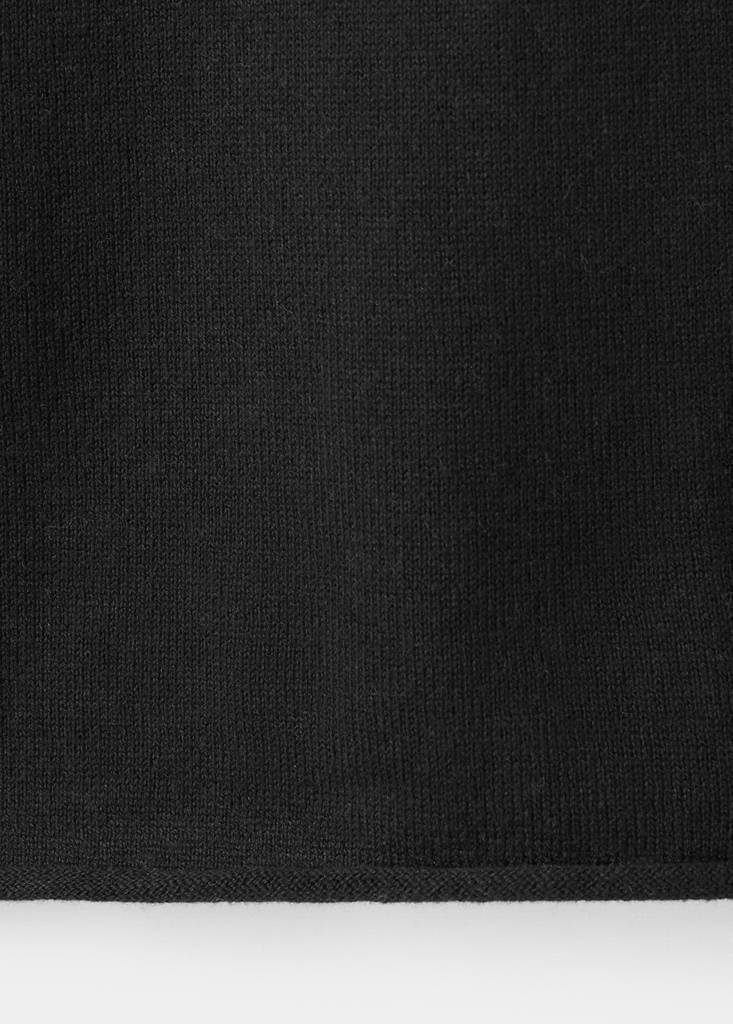 Turtleneck knit sweater — Black