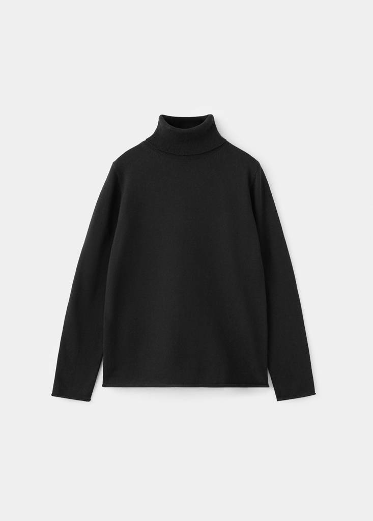 Turtleneck knit sweater — Black