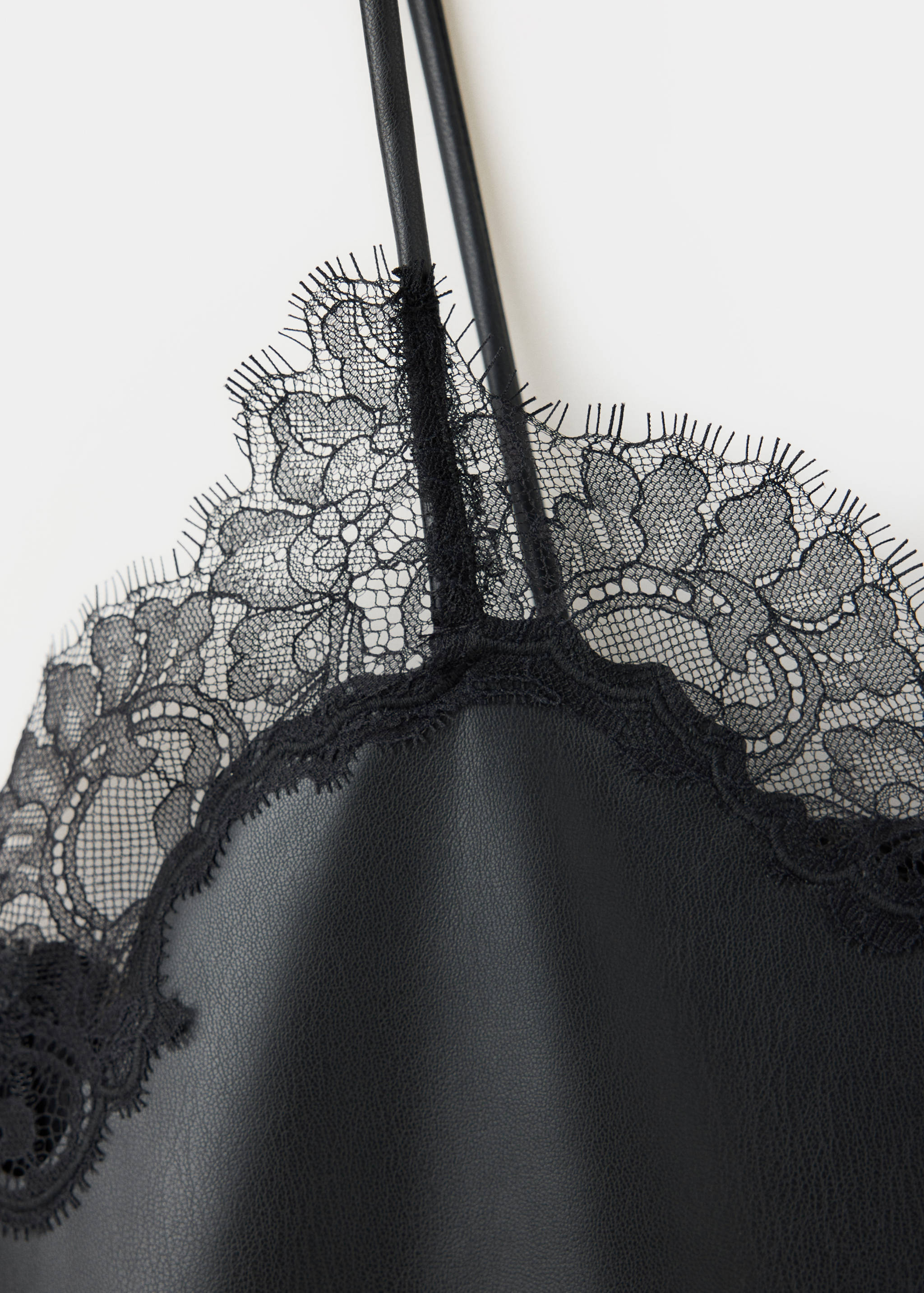 Lingeriejurk met leereffect - Detail van het artikel 8