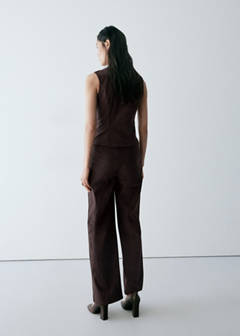 Tailored waistcoat with hook-and-eye fastening — Chocolate 3