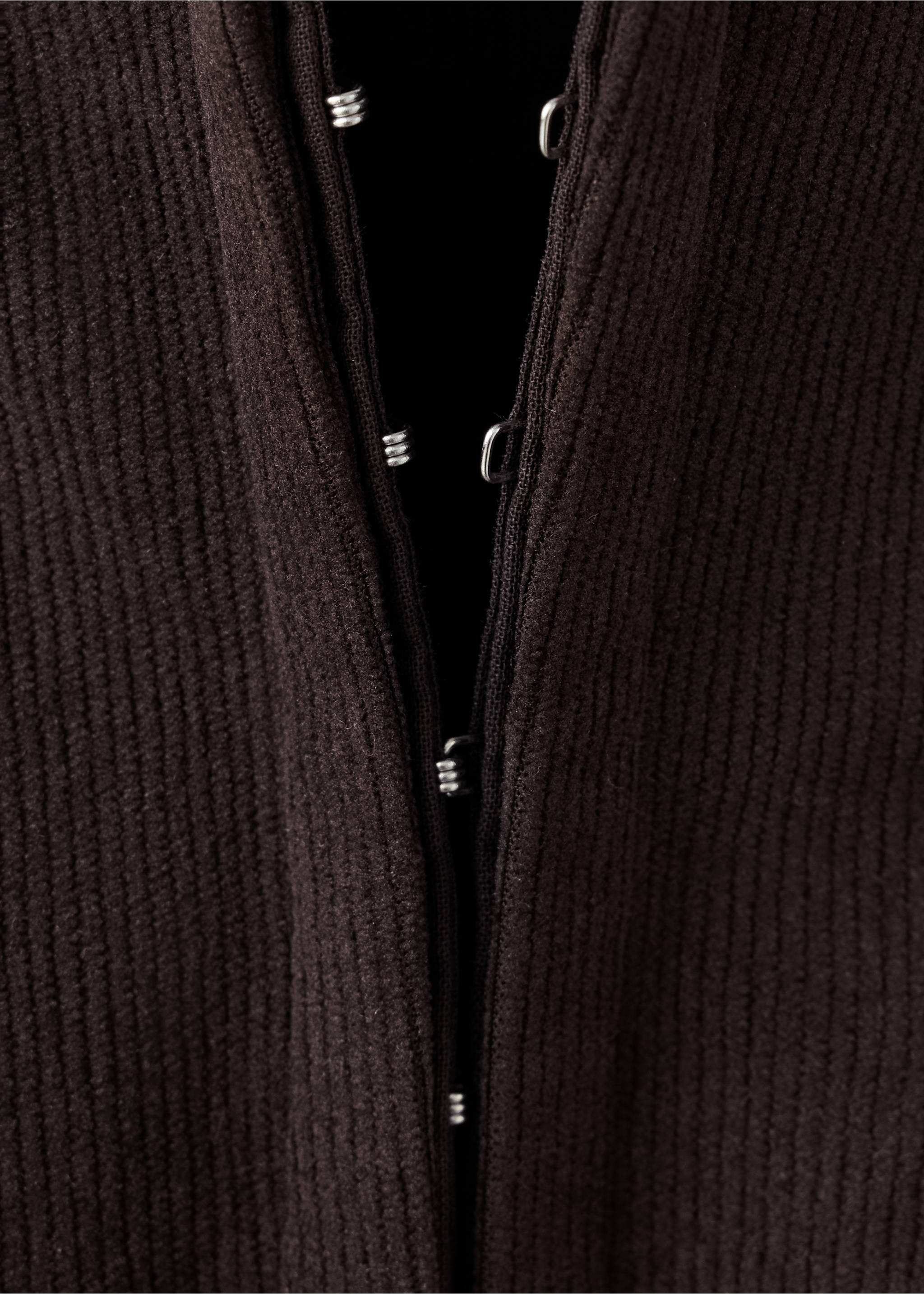 Tailored waistcoat with hook-and-eye fastening - Details of the article 0, Chocolate. Ref: 37097777-00.