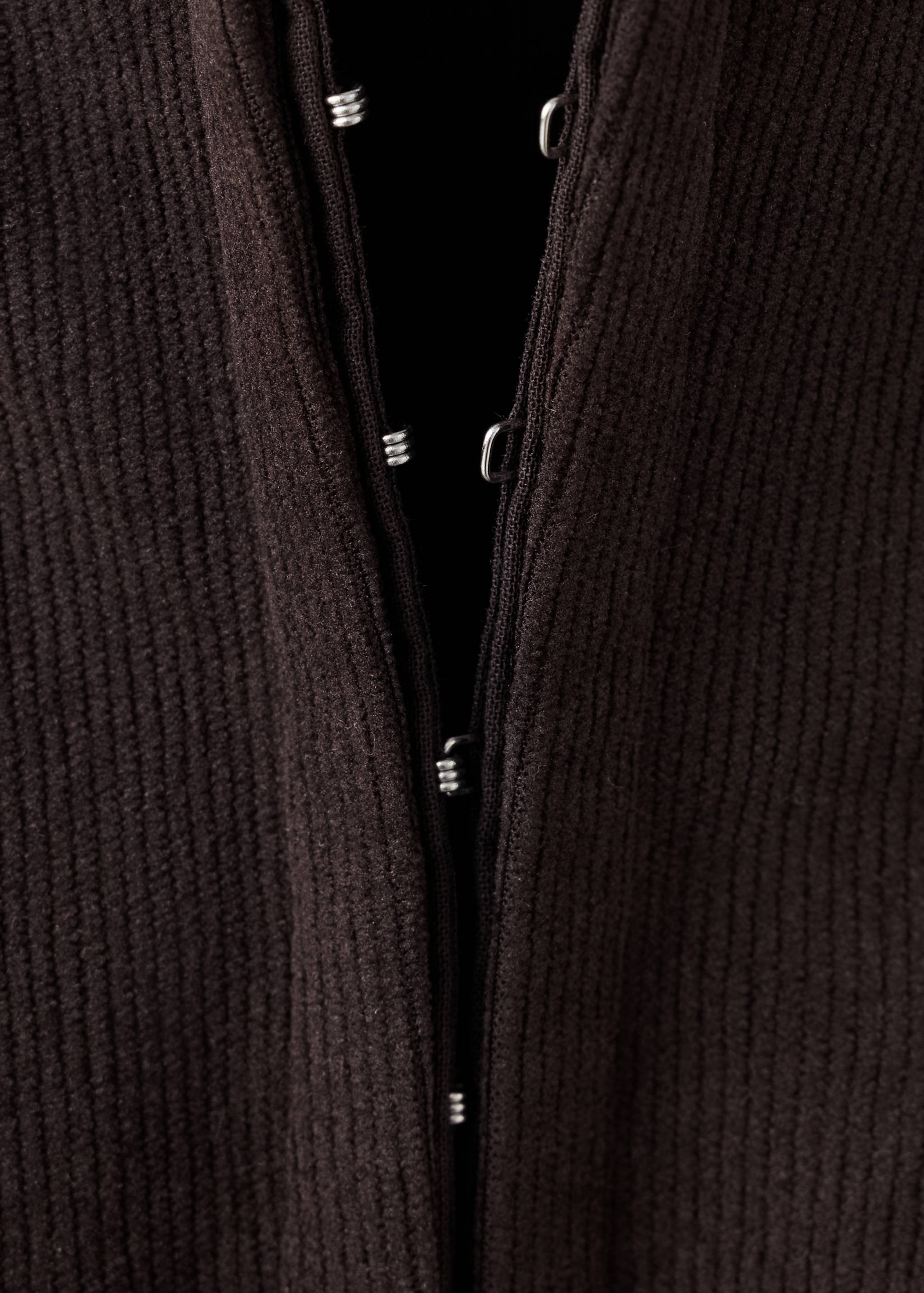 Tailored waistcoat with hook-and-eye fastening - Details of the article 0