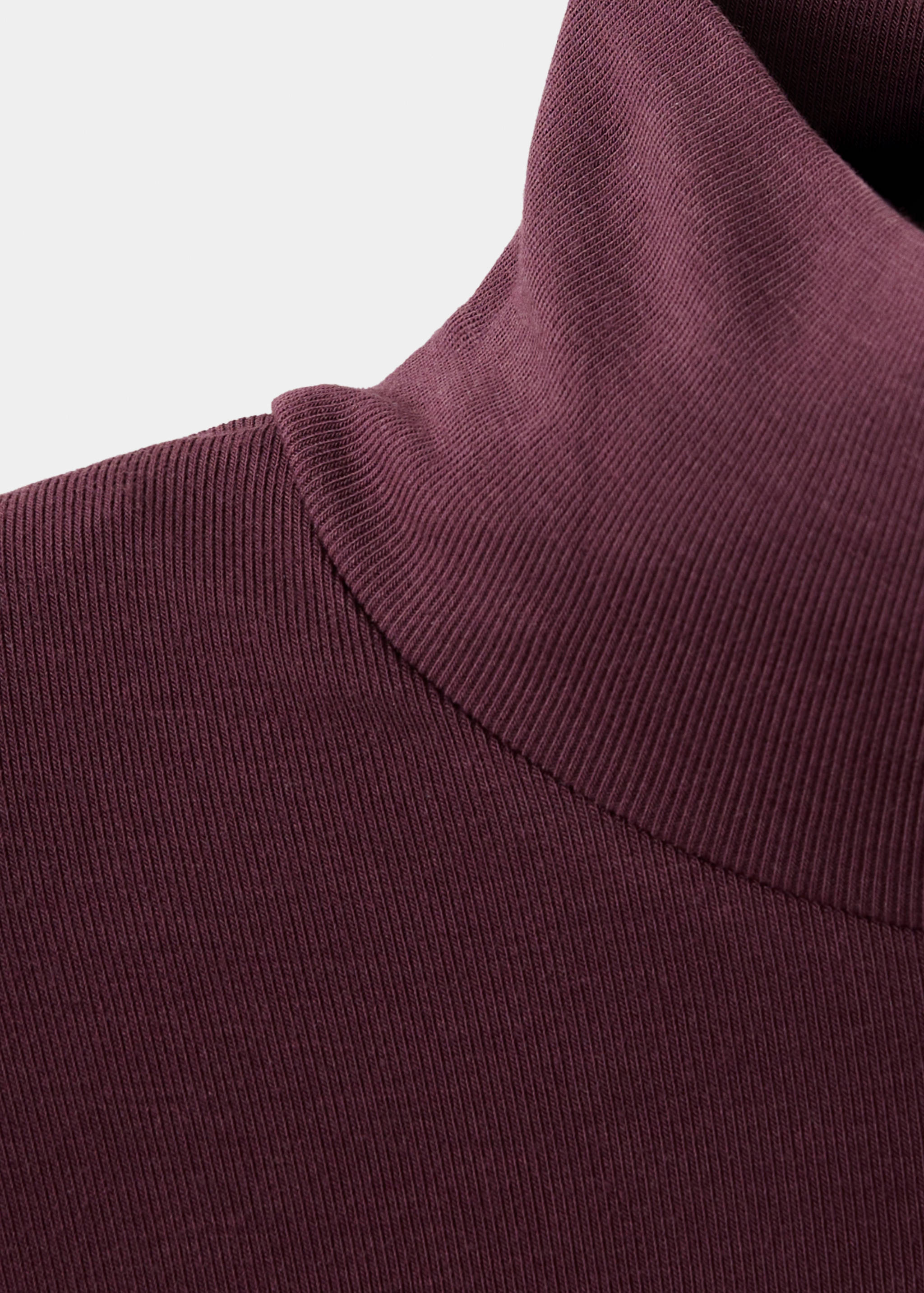 T-shirt à col montant - Détail de l'article 8