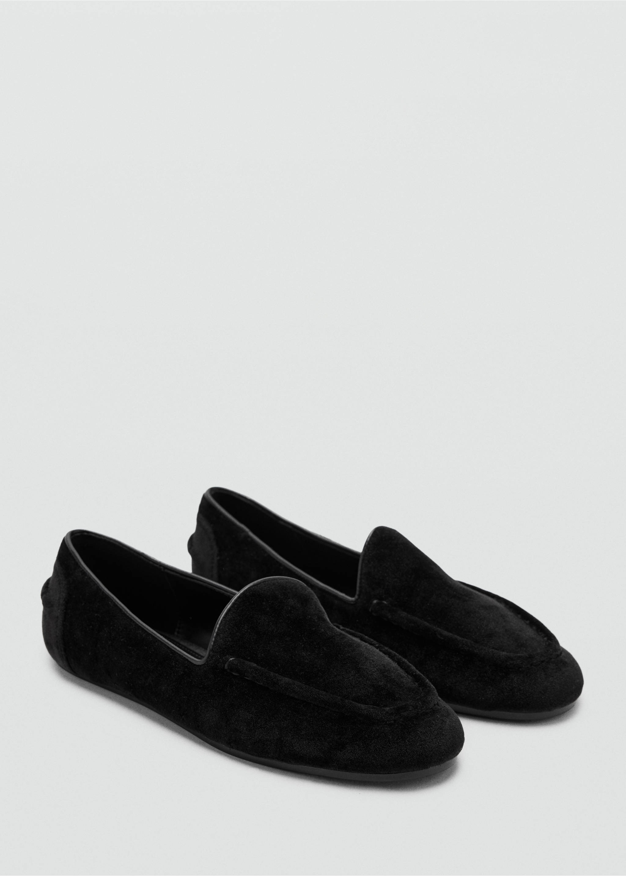 Black velvet slip-on loafers with thin collar trim., Black. Ref: 37097785-00.