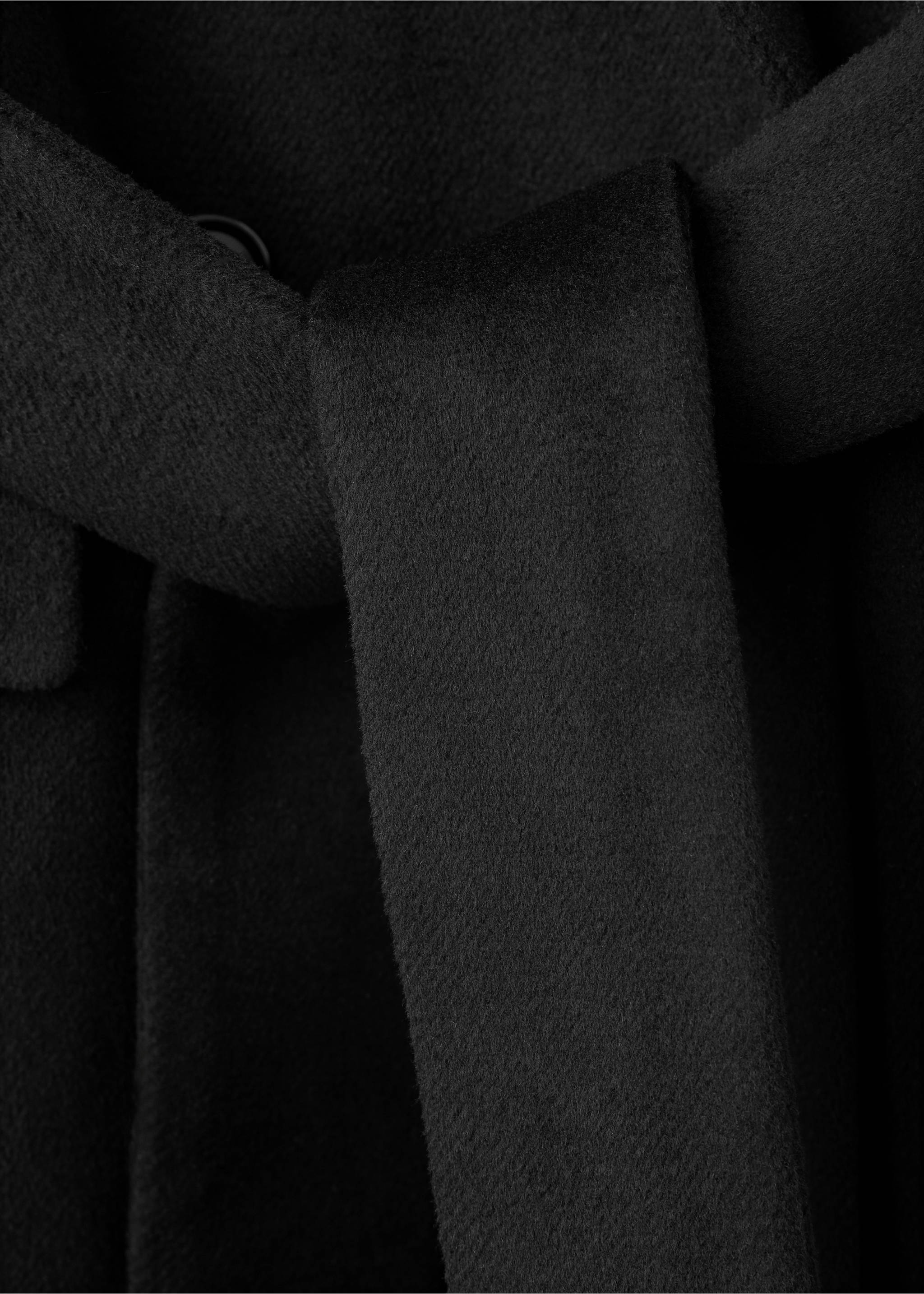 COAT EYE - Details of the article 0, Black. Ref: 37097786-00.