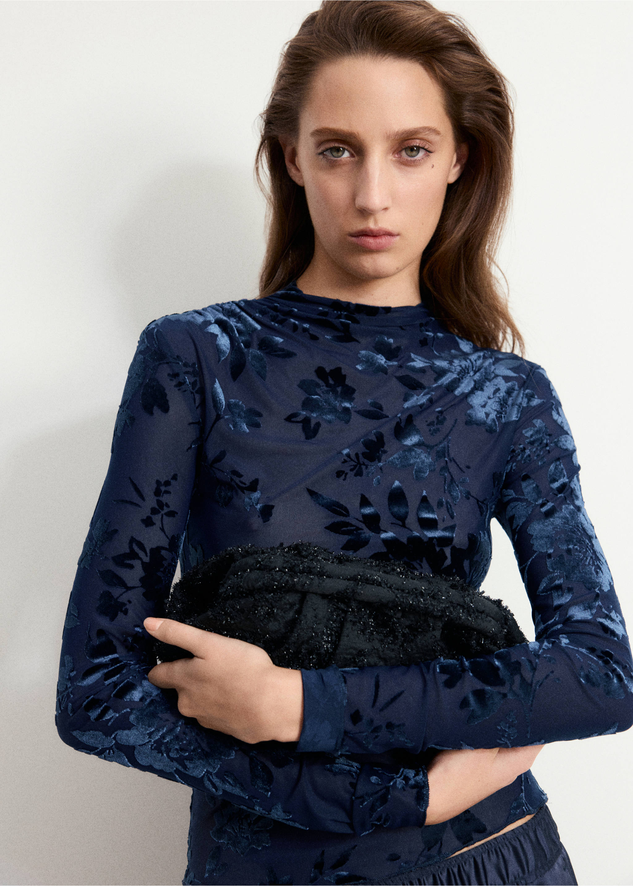 Dark blue long-sleeved high-neck top in floral velvet burnout., Dark Navy. Ref: 37097790-00.