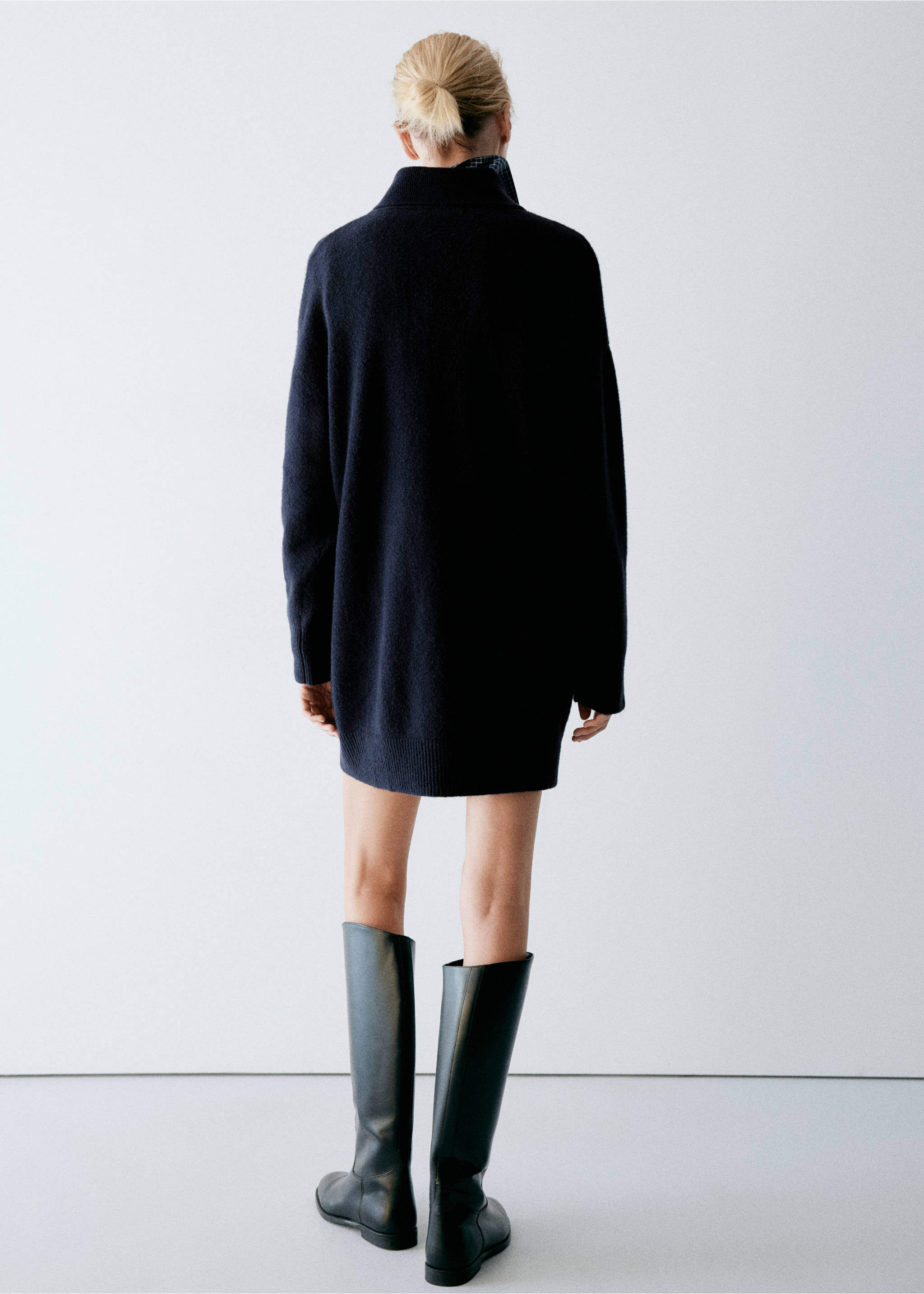 Short knitted dress - Reverse of the article, Navy. Ref: 37097796-00.