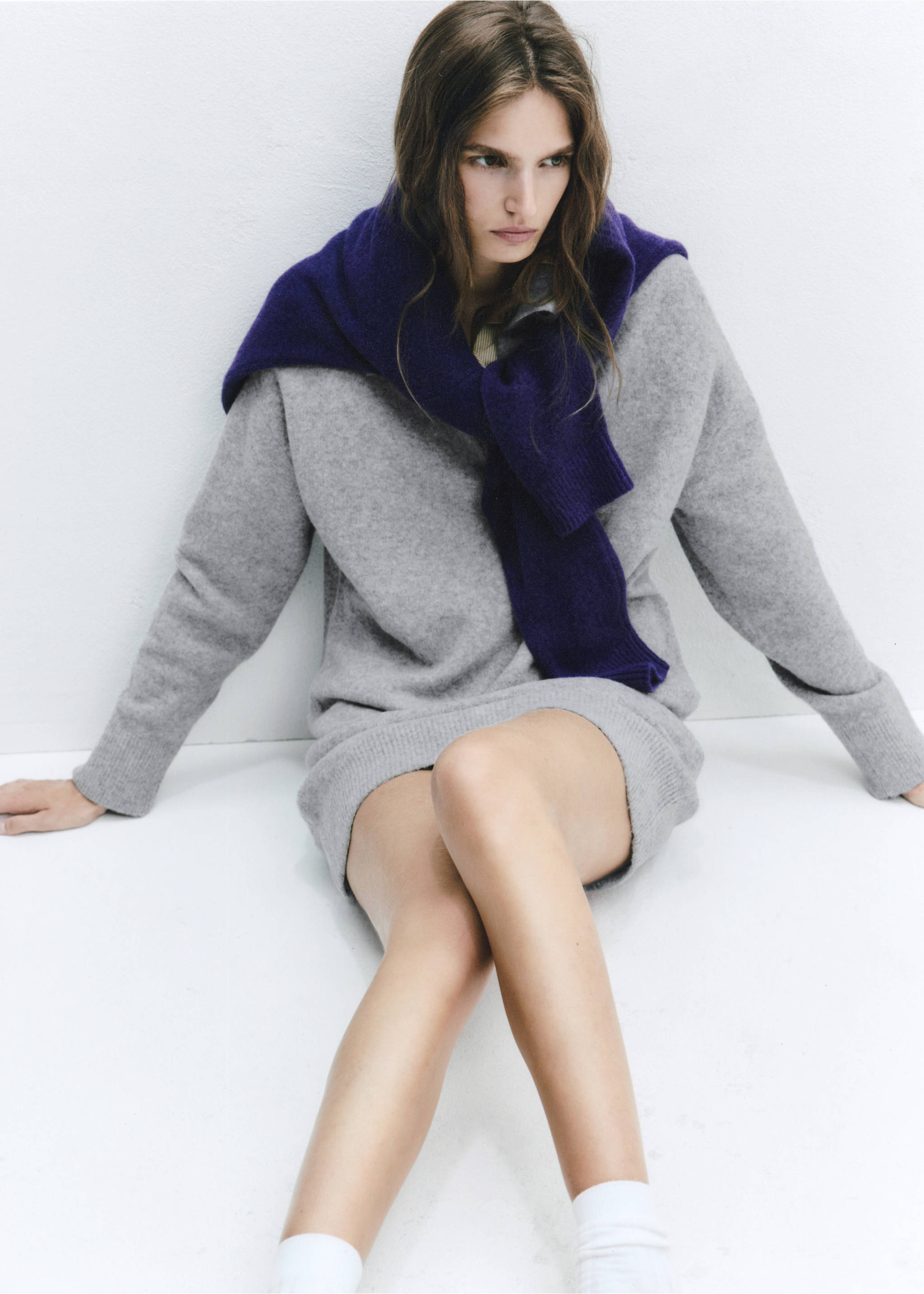 Grey V-neck knit dress with a purple sweater draped over the shoulders., Grey. Ref: 37097796-00.