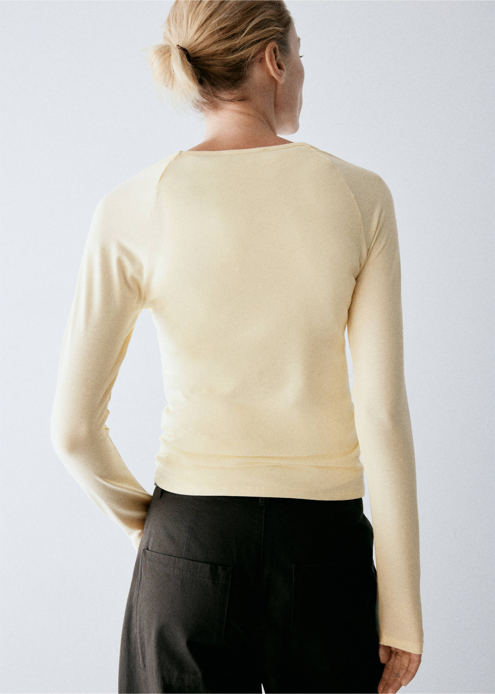 T-shirt col bateau uni - Verso de l’article, Vanille. Ref: 37097800-00.