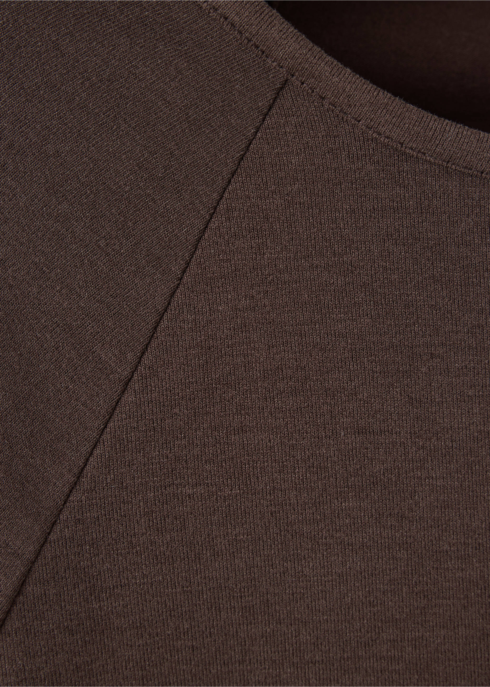 Plain boat neck T-shirt - Details of the article 8, Chocolate. Ref: 37097800-00.